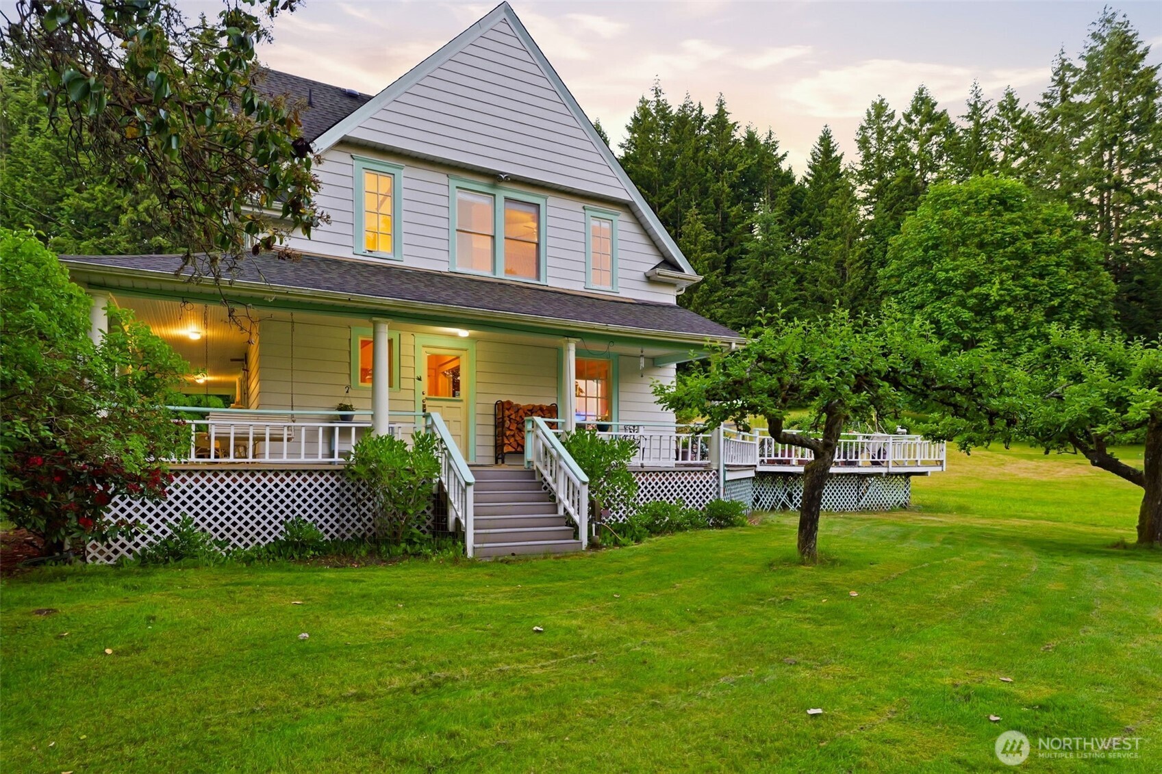 12835 Price Road SE