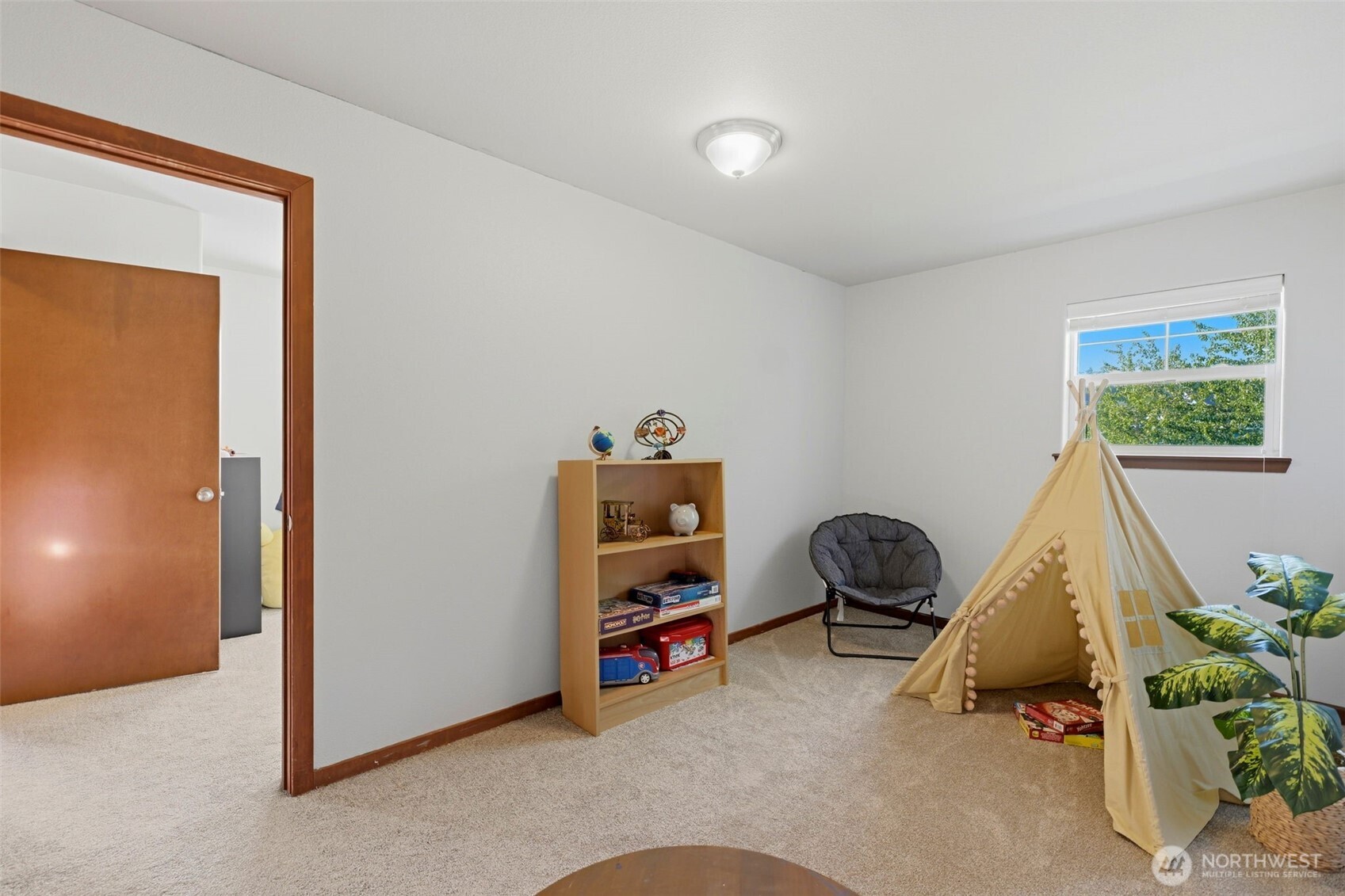 8605 29th Way SE