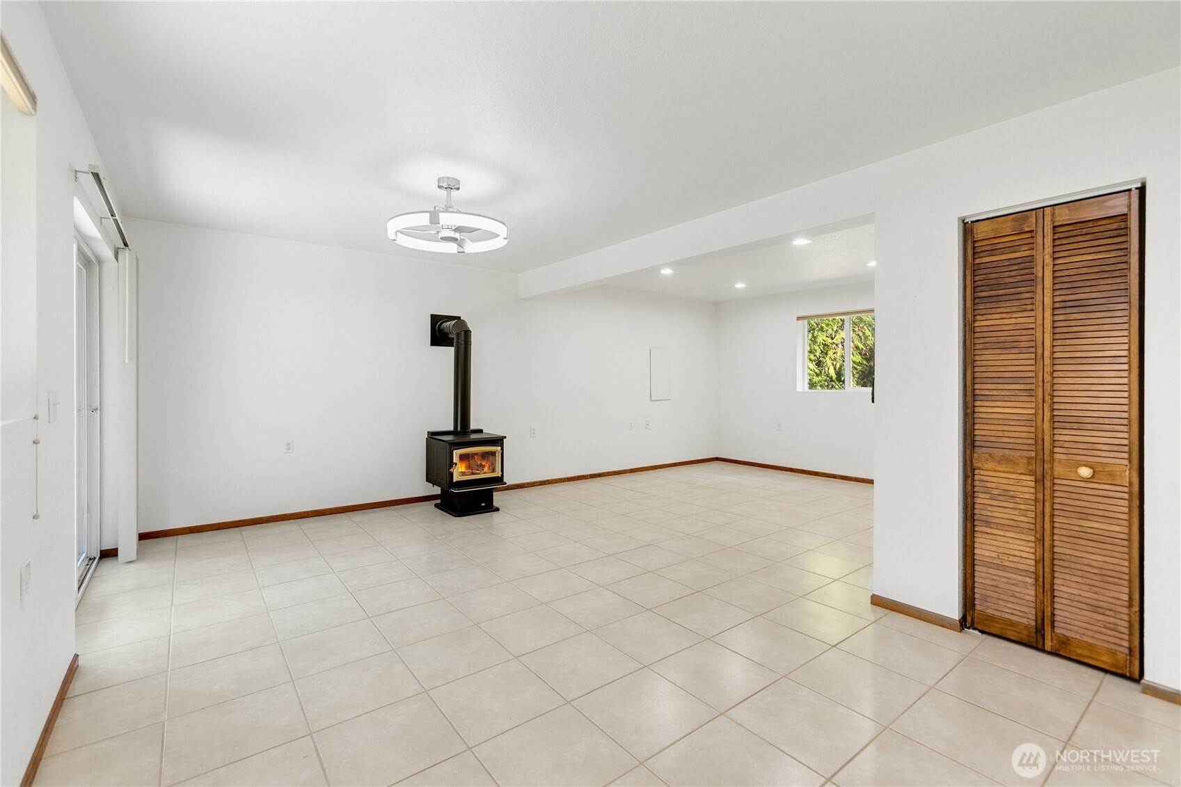 105 Peter Hagen Road NW