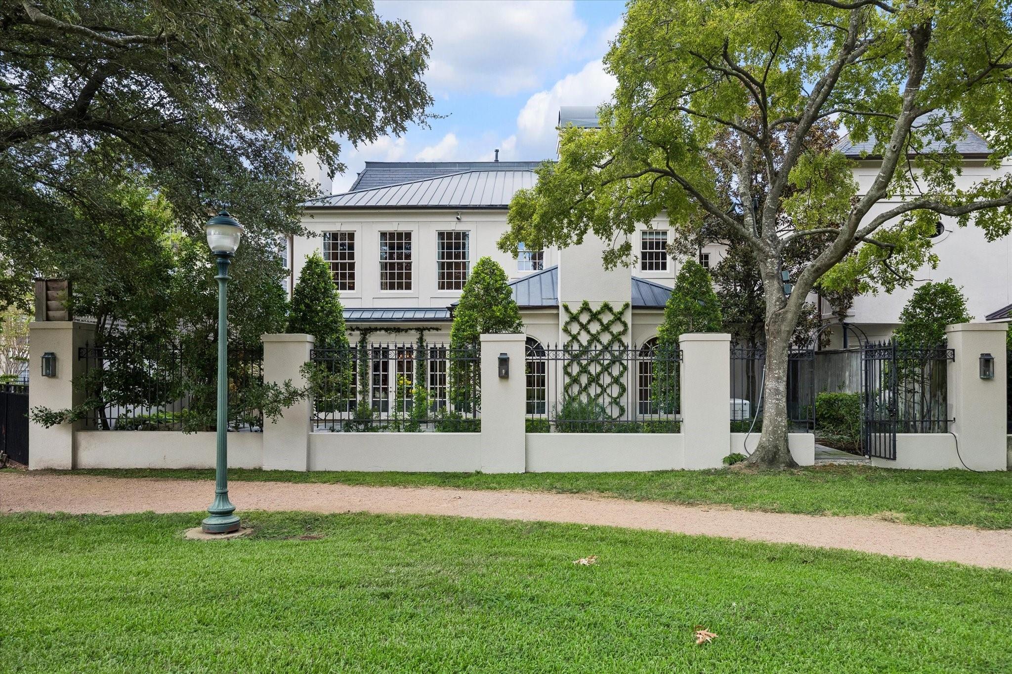 22 Eaton Square