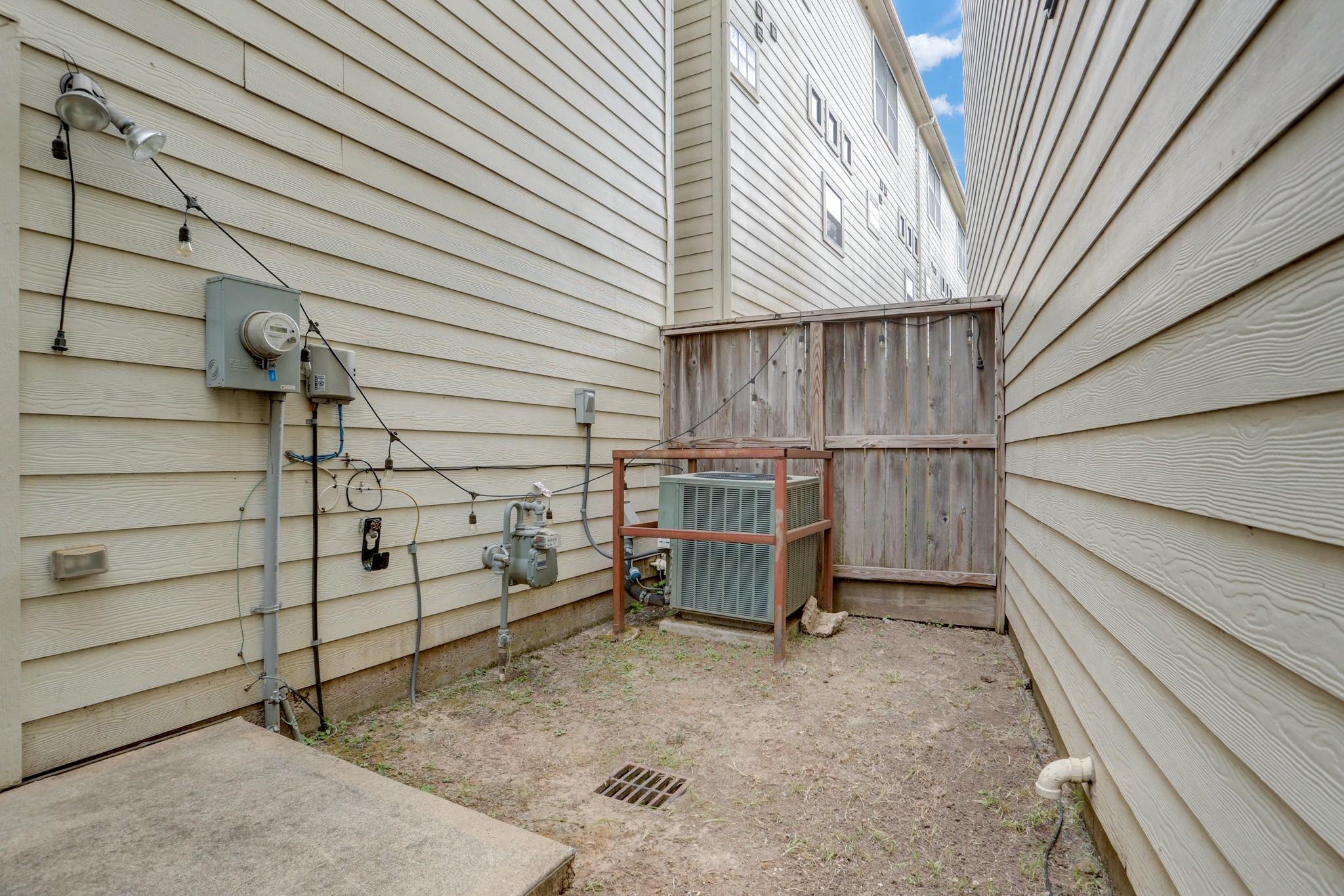 7650 Springhill Street # 304