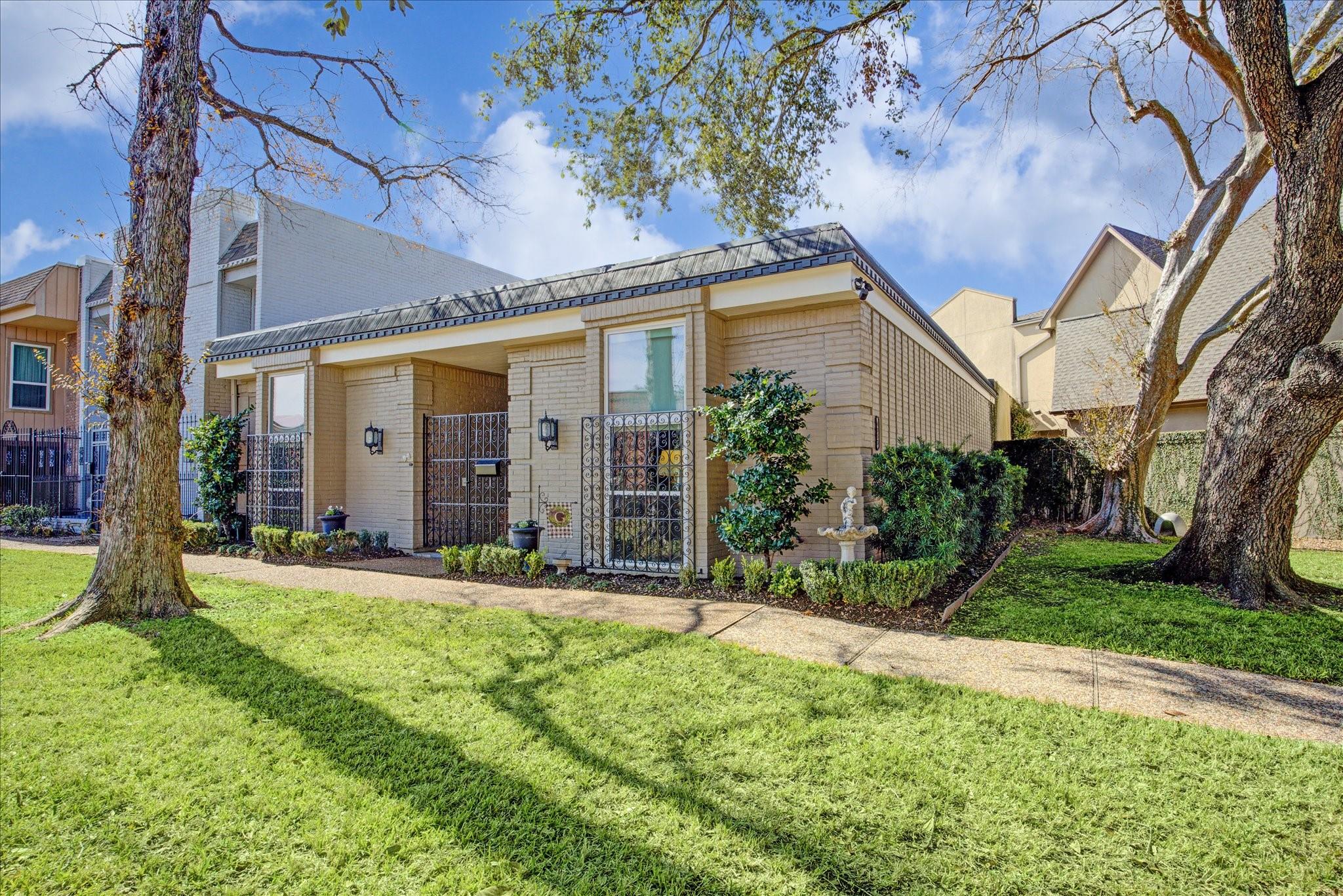 4053 Breakwood Drive