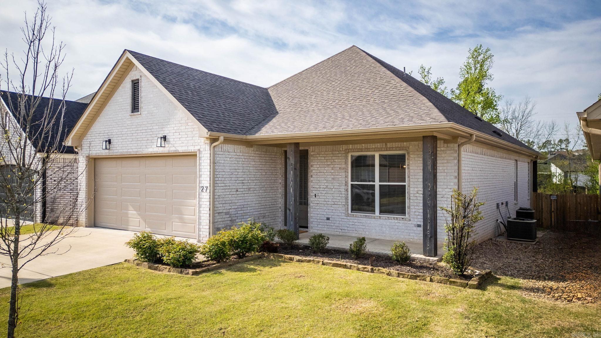 27 Saffron Circle