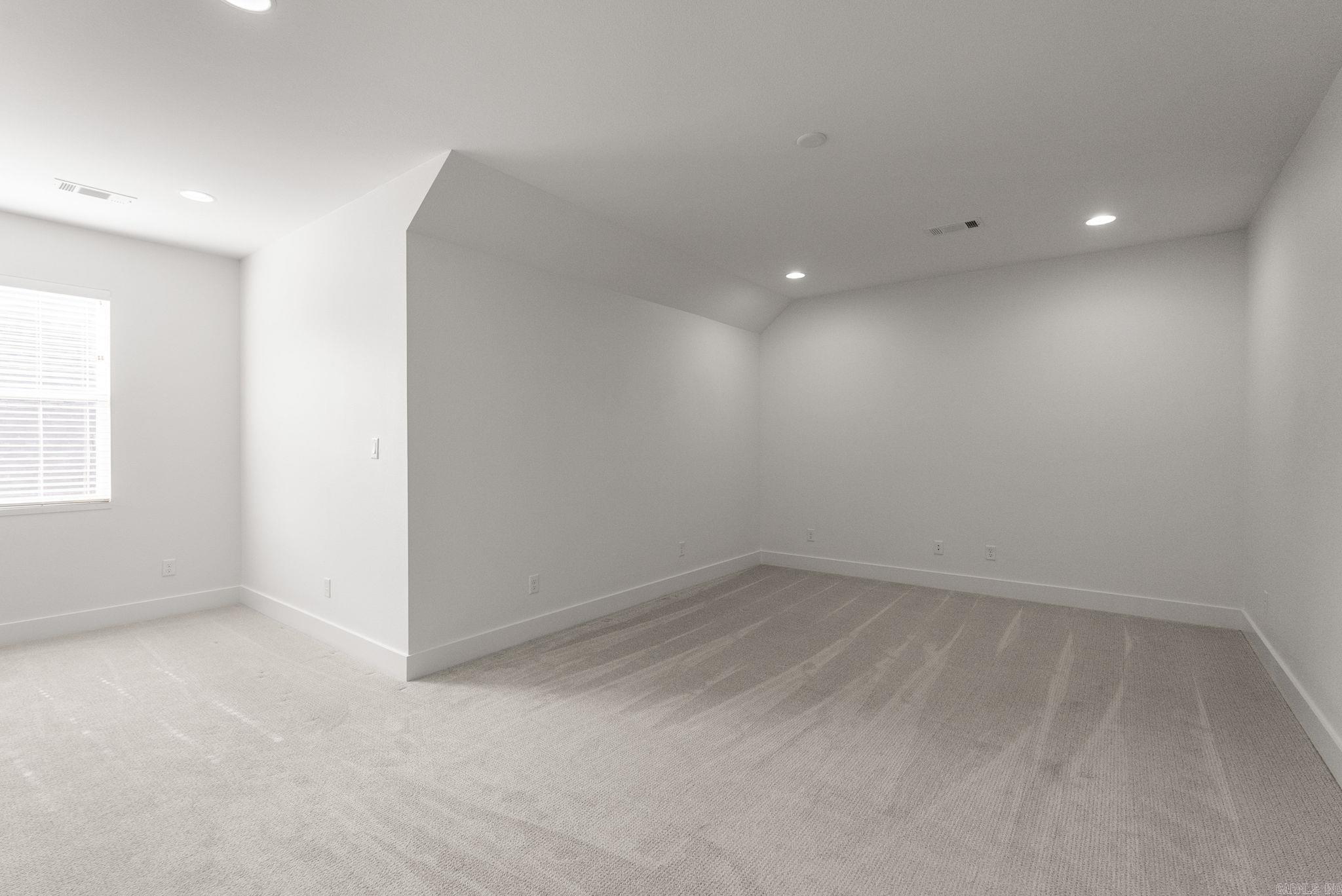 27 Saffron Circle