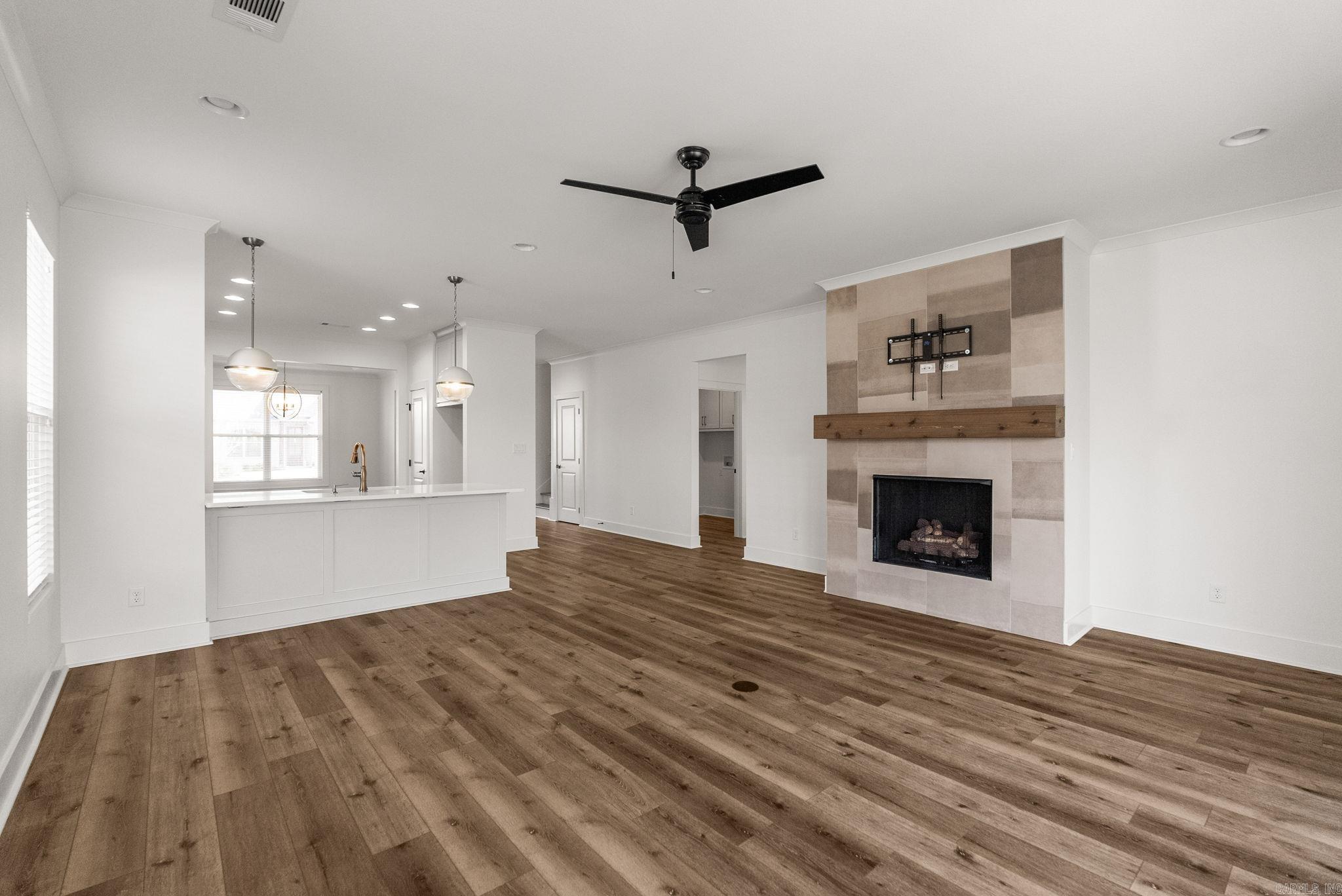 27 Saffron Circle
