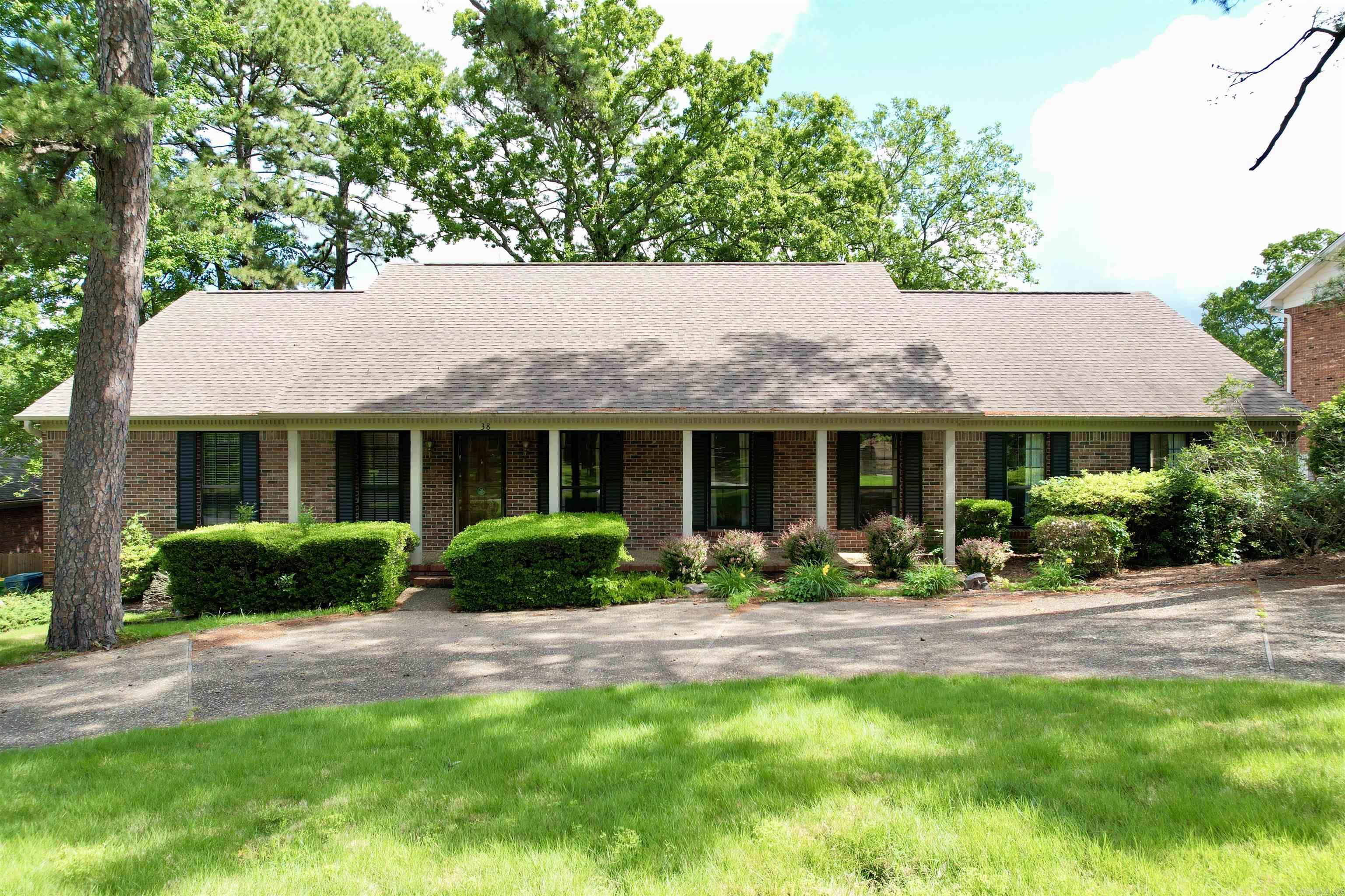 38 Saint Andrews Drive