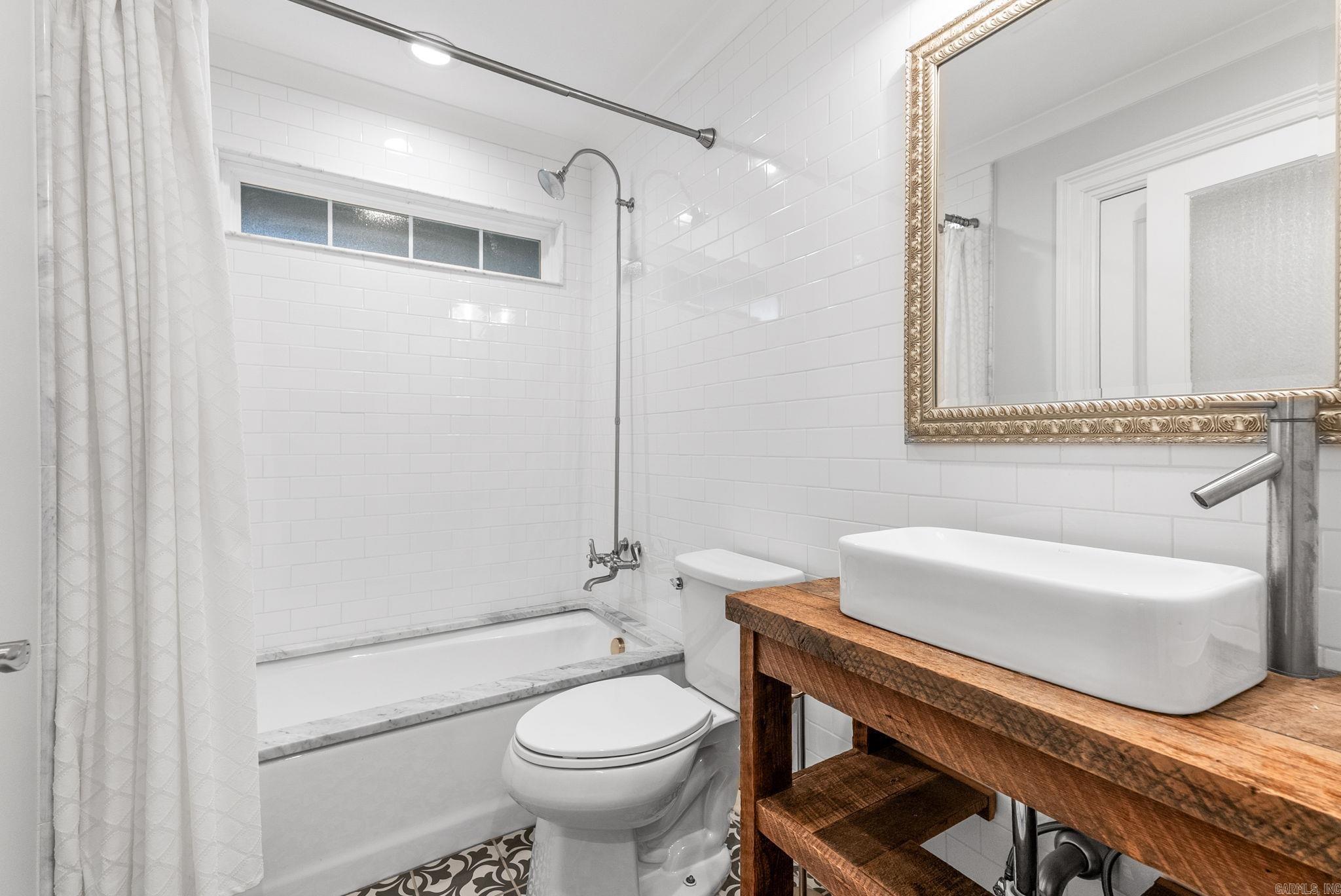 1628 Pine Valley Road