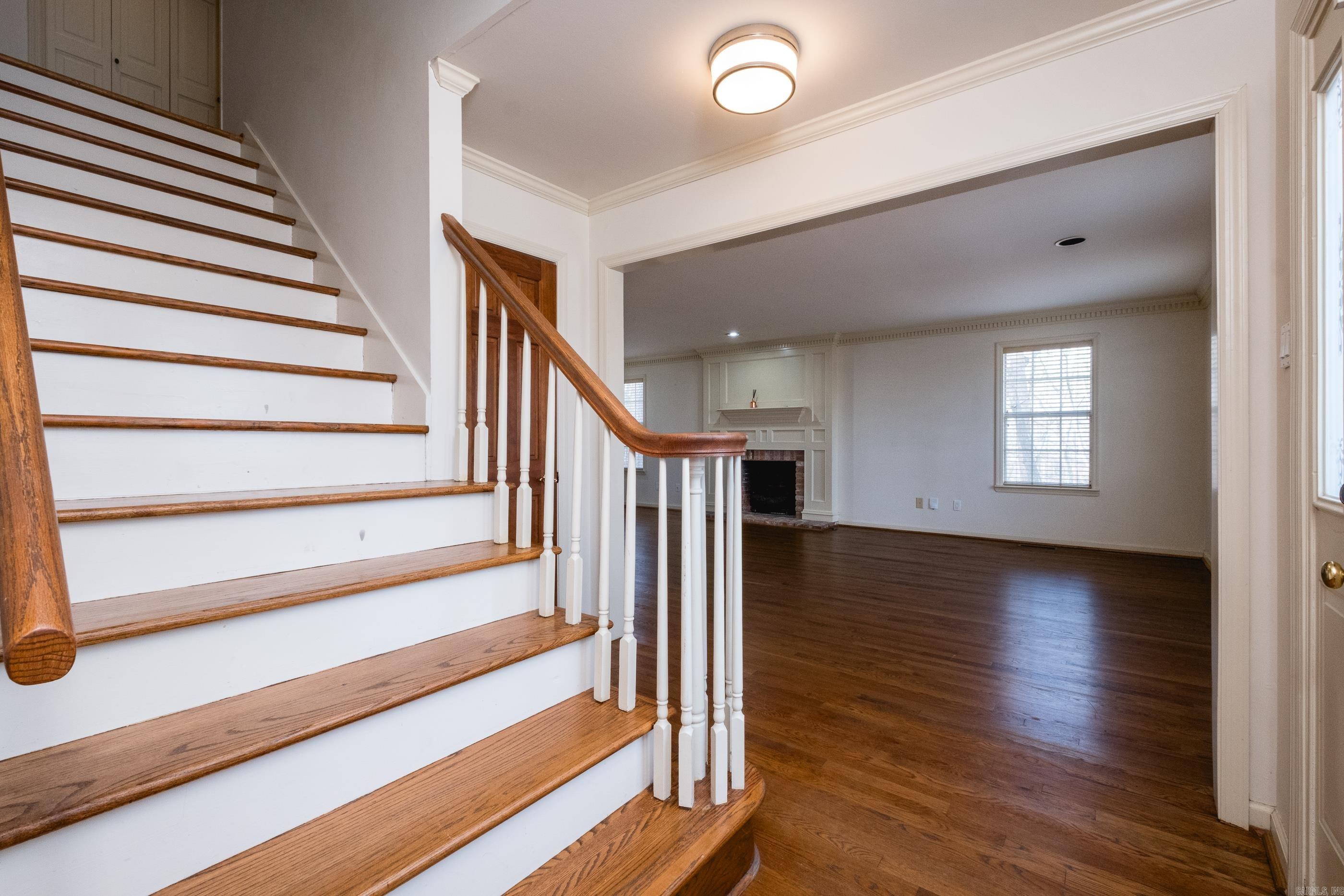 8 Fenchley Ct