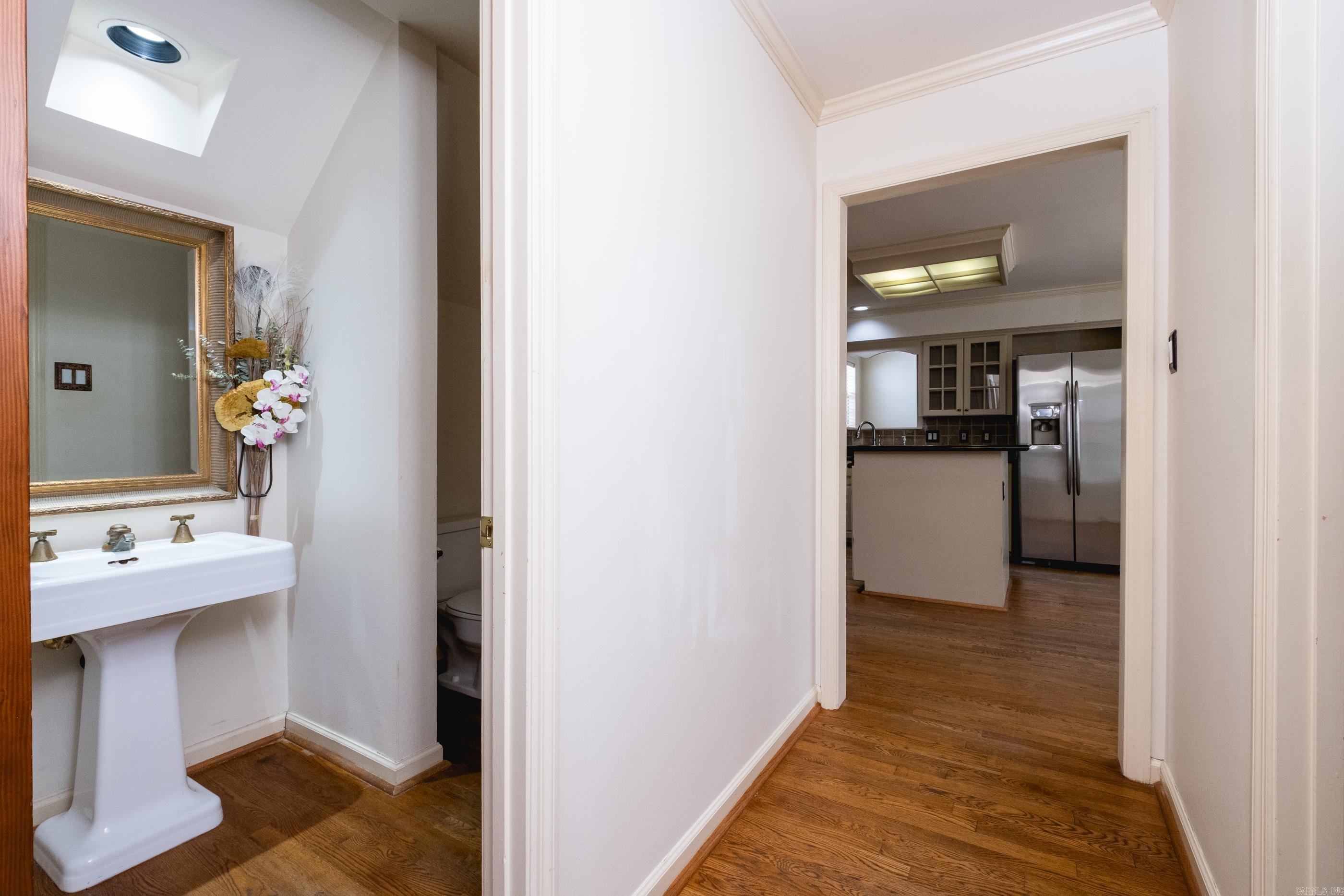 8 Fenchley Ct