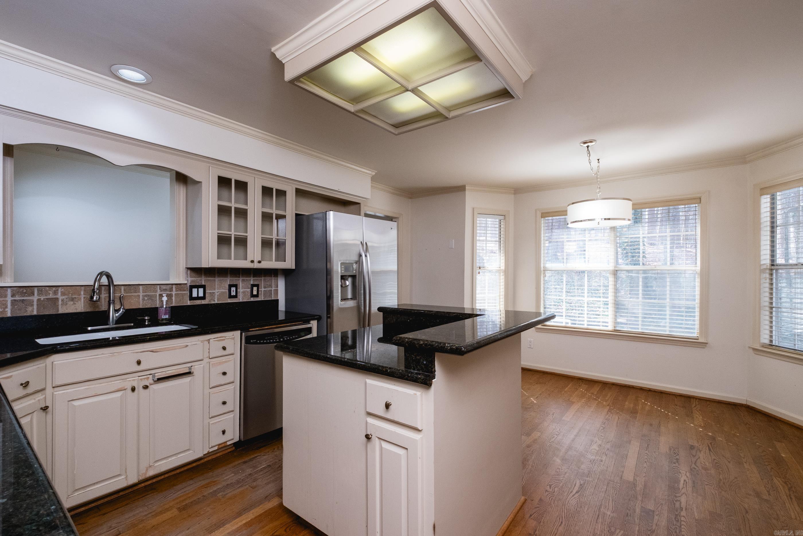 8 Fenchley Ct