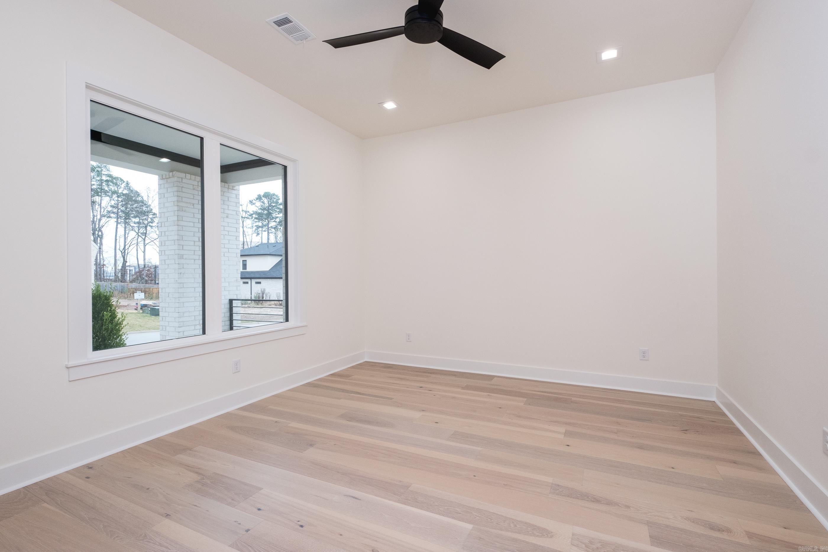 32 Mereville Place