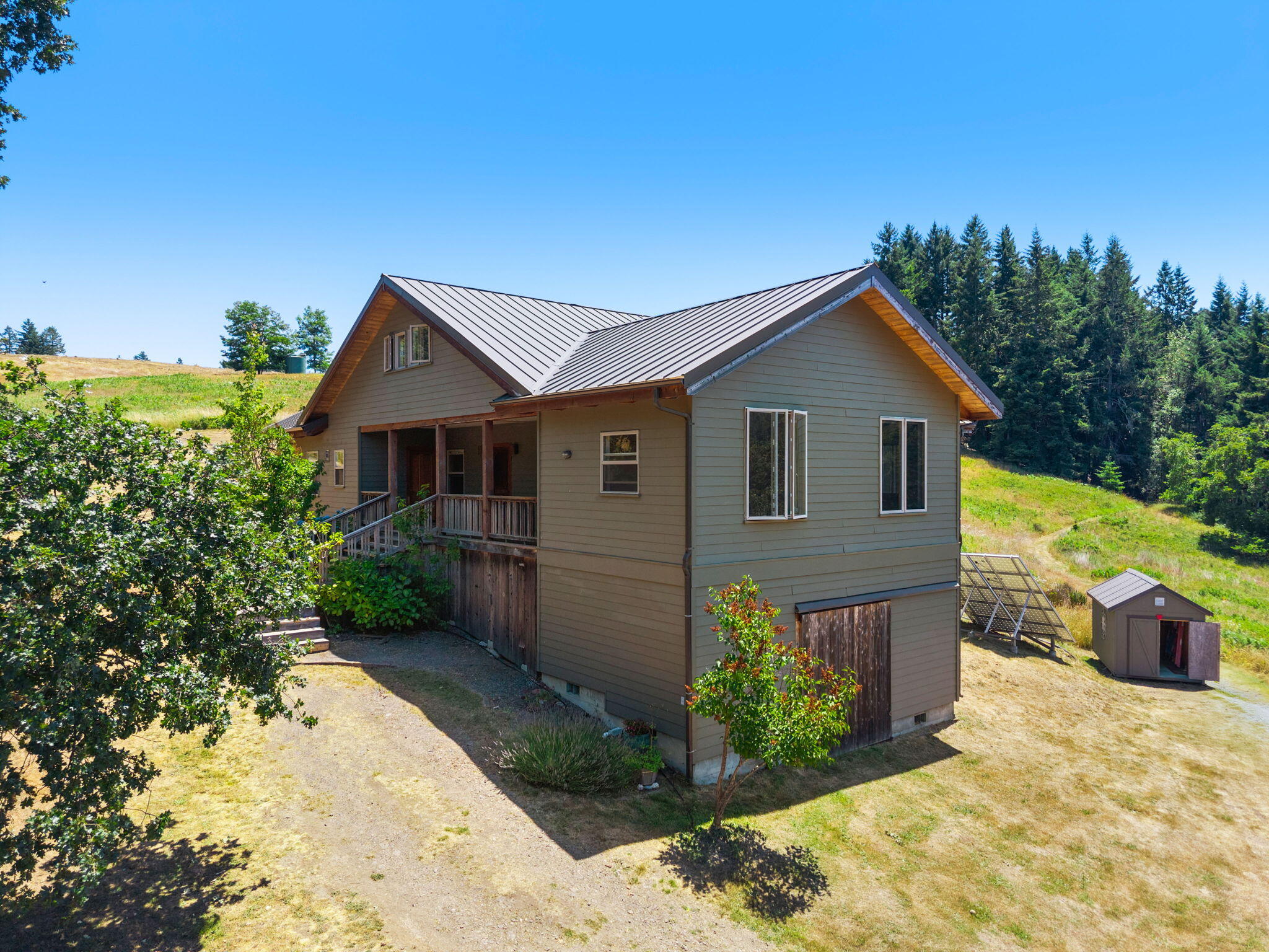 8015 Kneeland Road