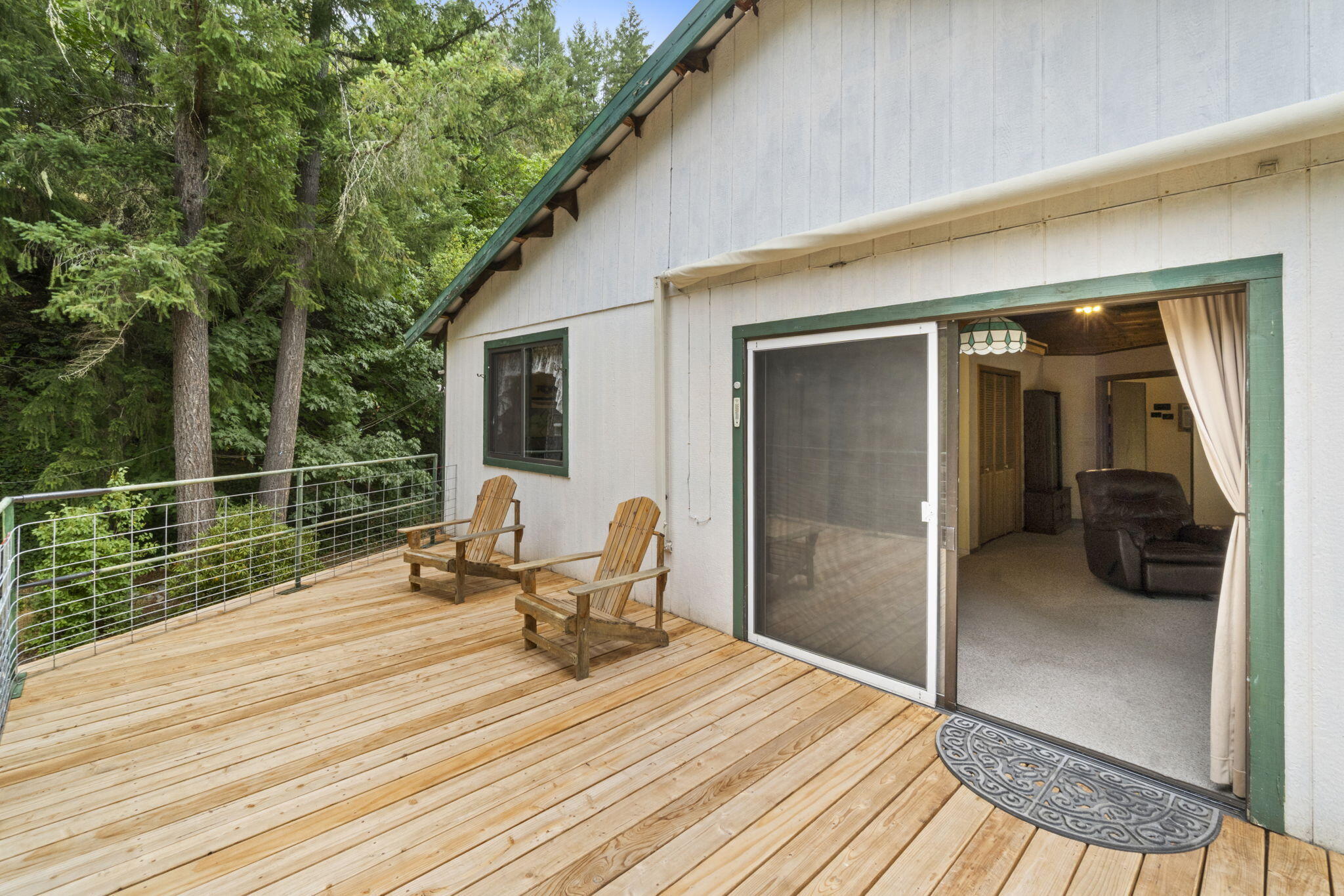 22280 Hwy 299 299