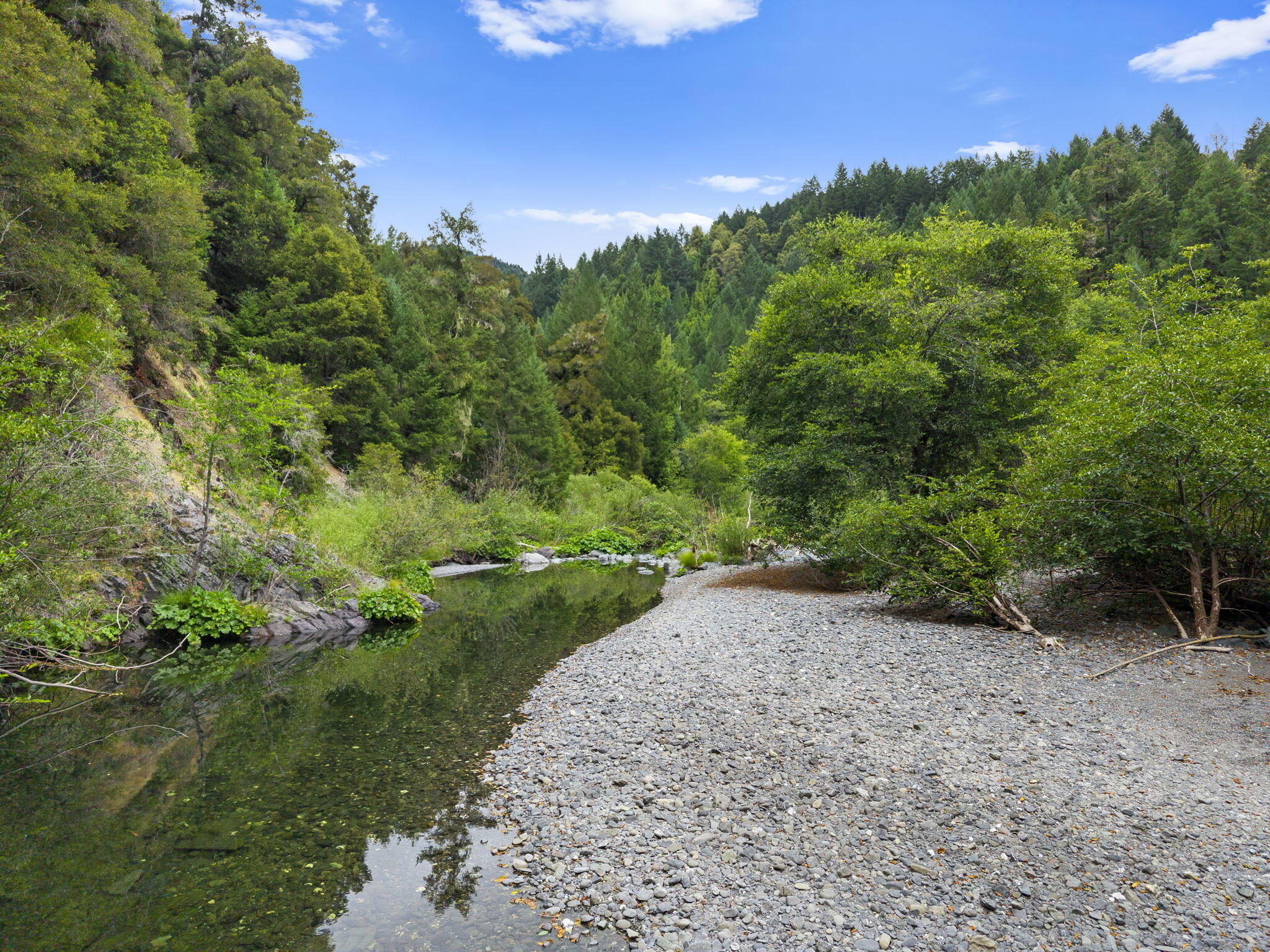 22280 Hwy 299 299
