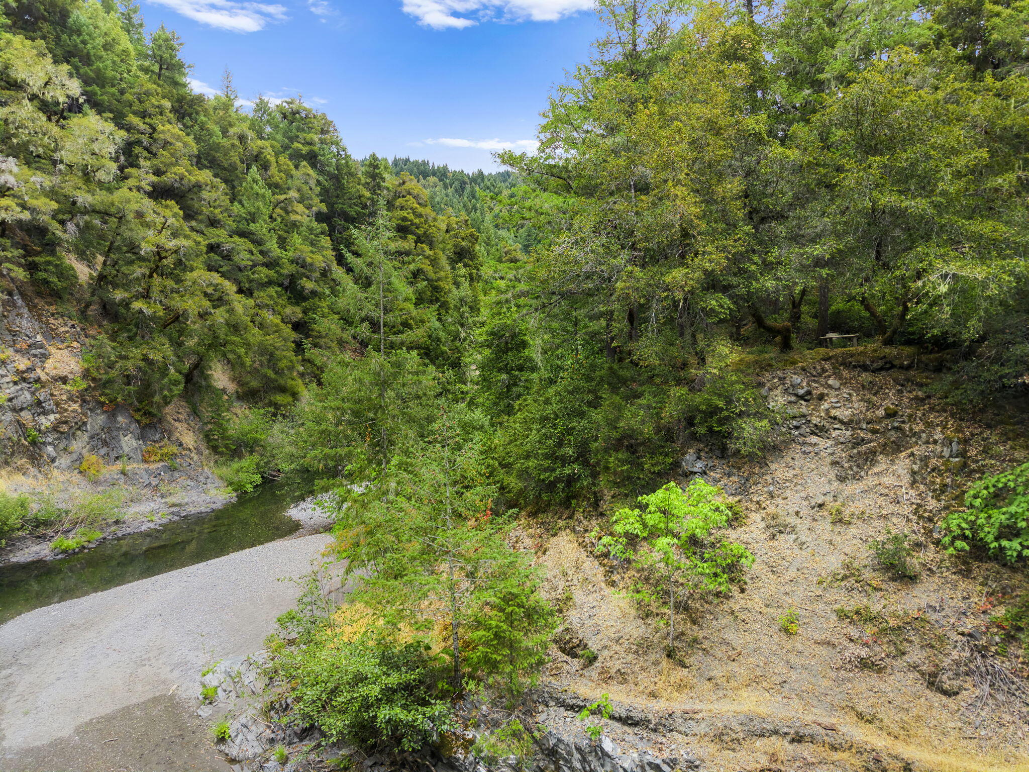 22280 Hwy 299 299