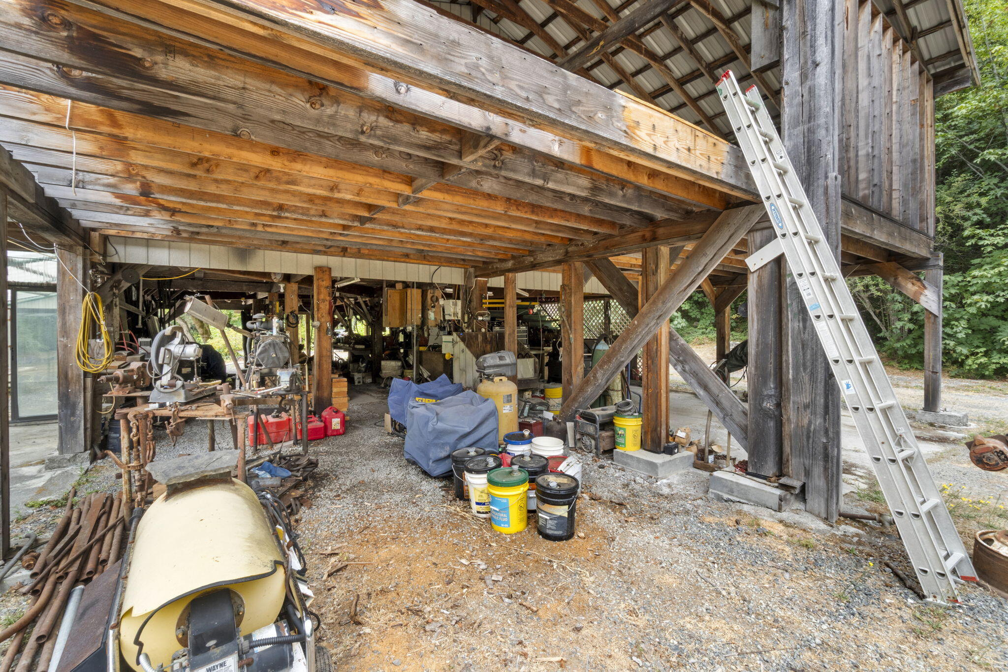 22280 Hwy 299 299