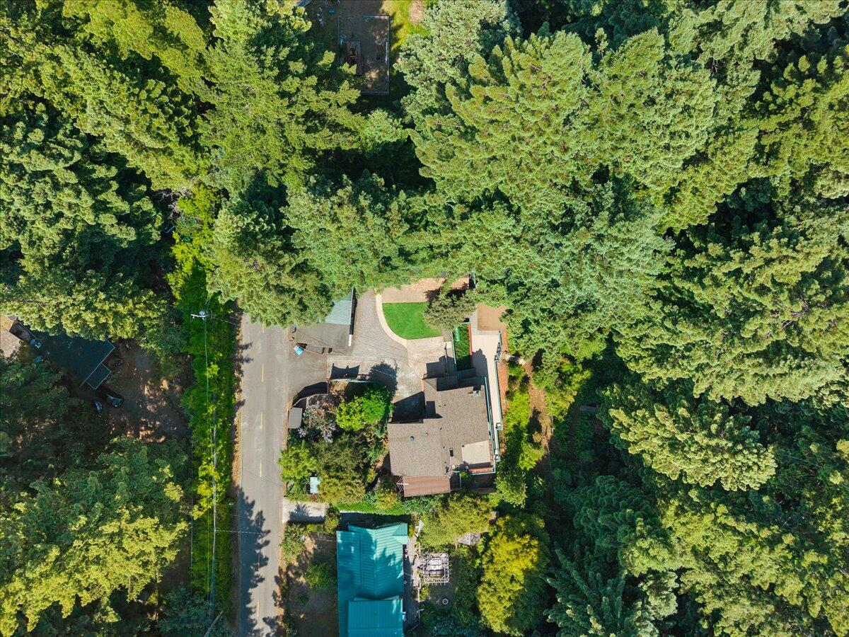 3253 Greenwood Heights Drive