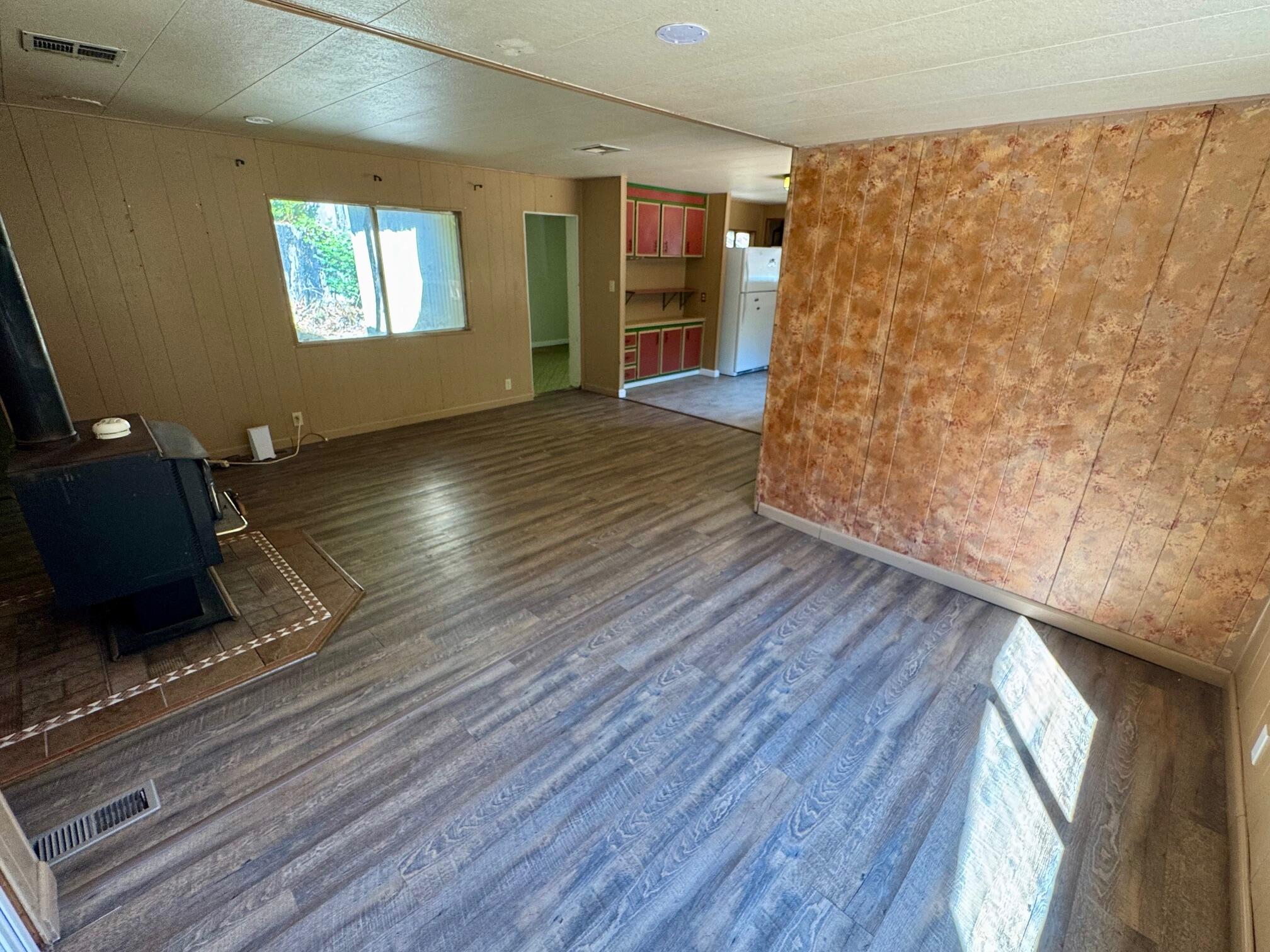 3639 Greenwood Heights Drive