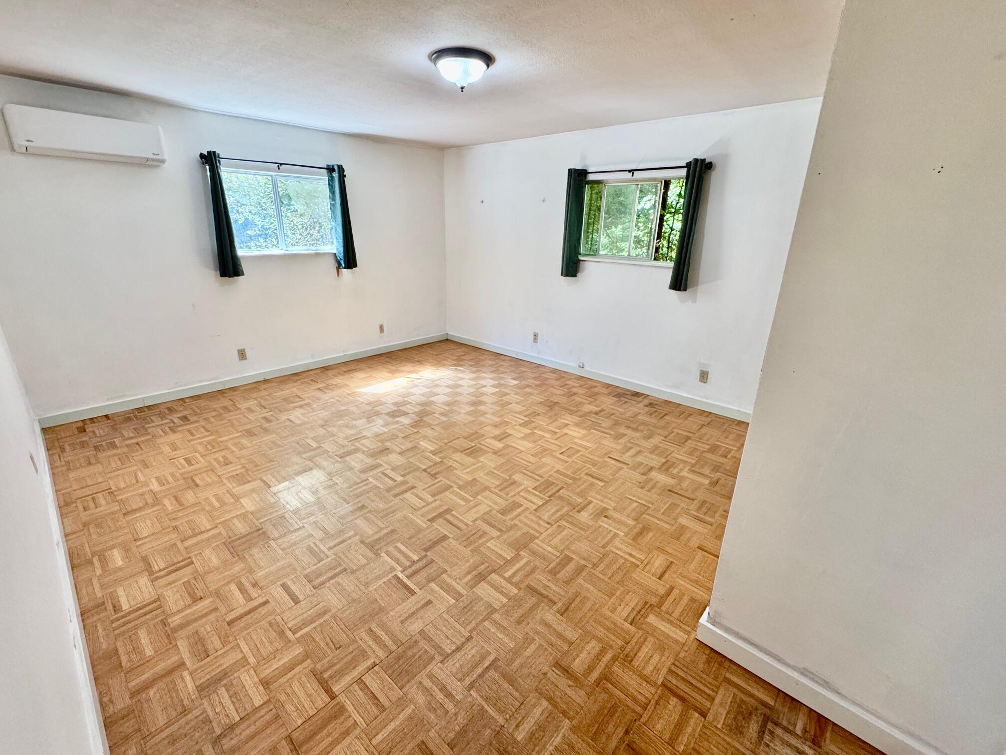 3639 Greenwood Heights Drive