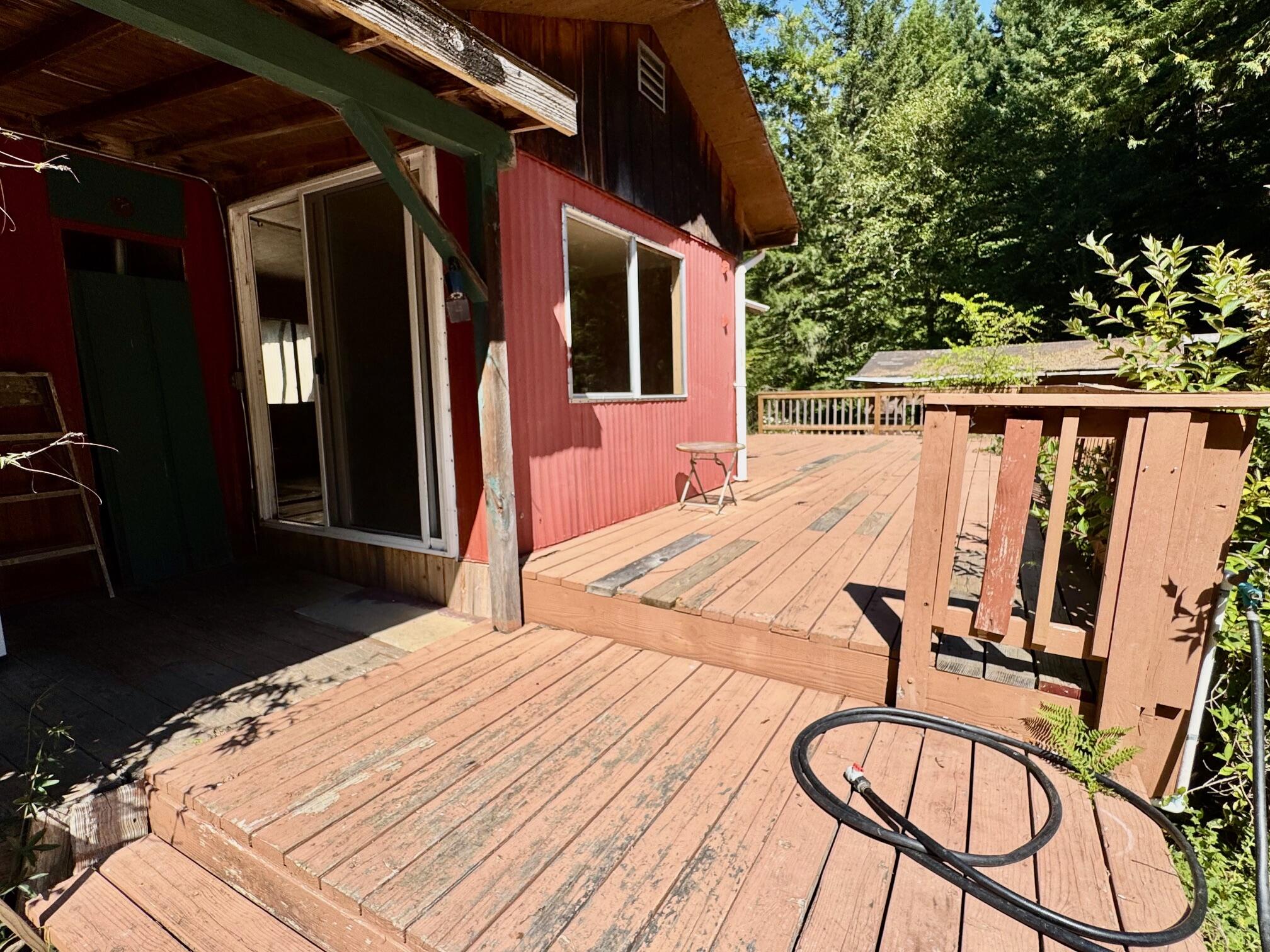3639 Greenwood Heights Drive