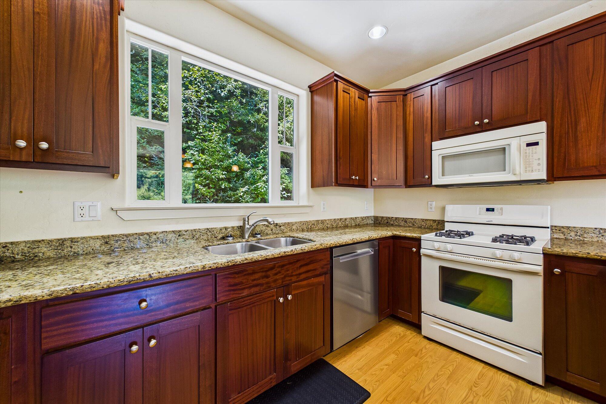 3924 Old Railroad Grade Road