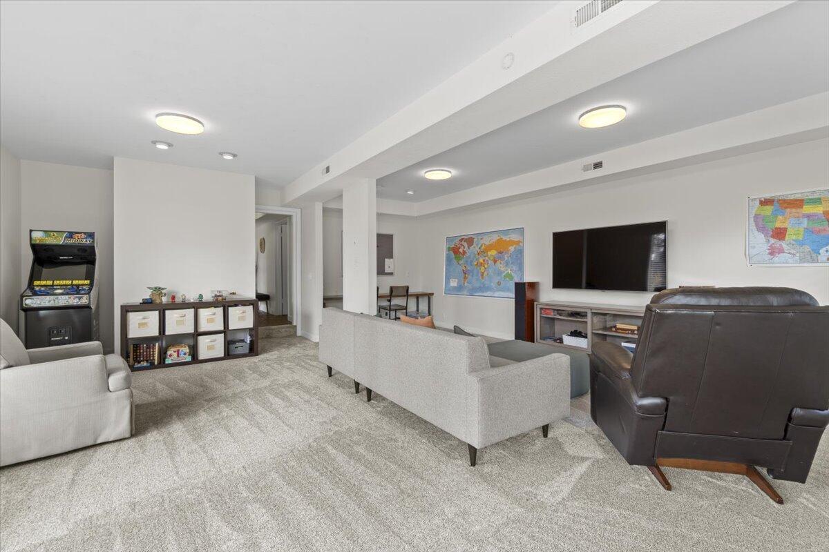 3348 Buttermilk Lane