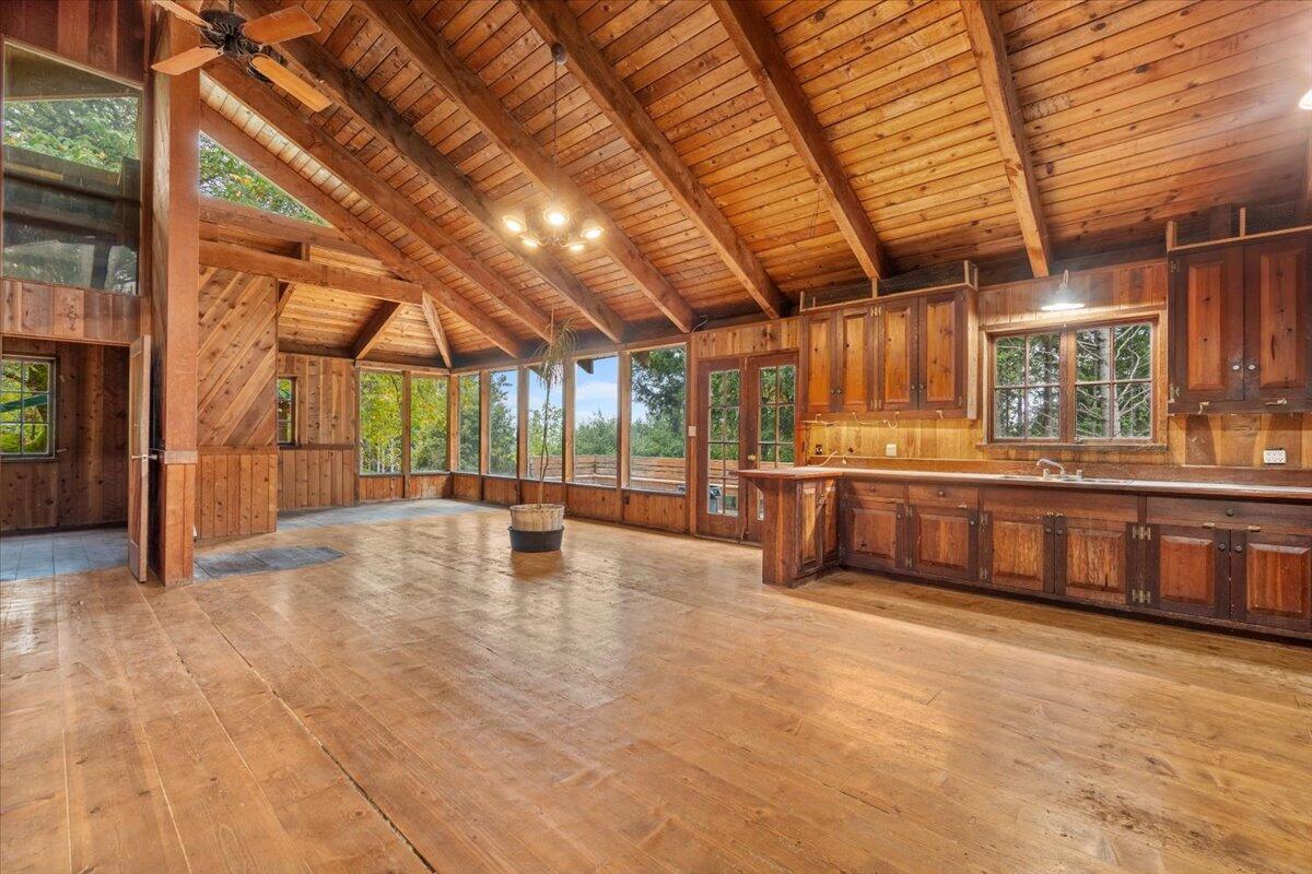 1140 Chambers Road, Petrolia