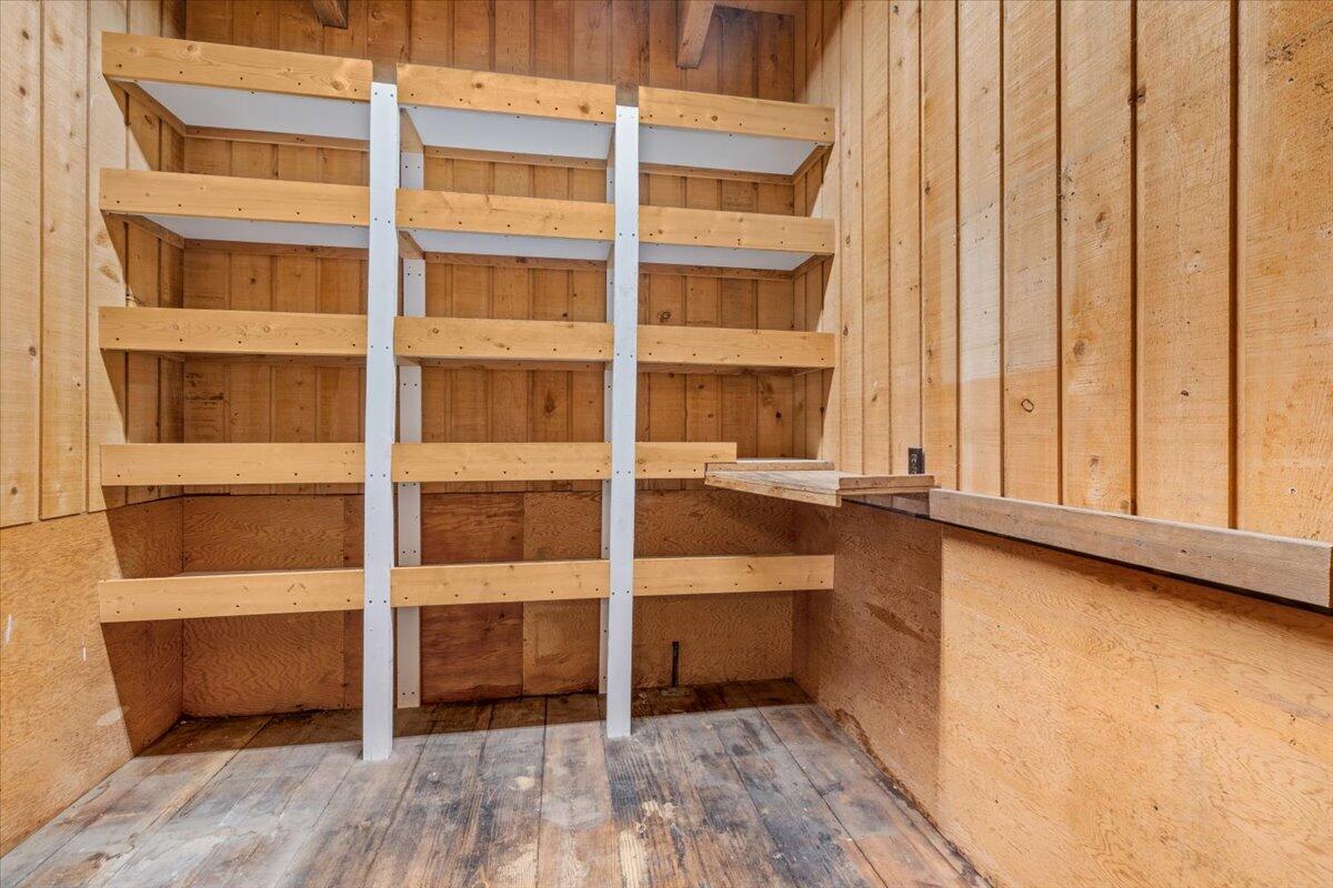 1140 Chambers Road, Petrolia