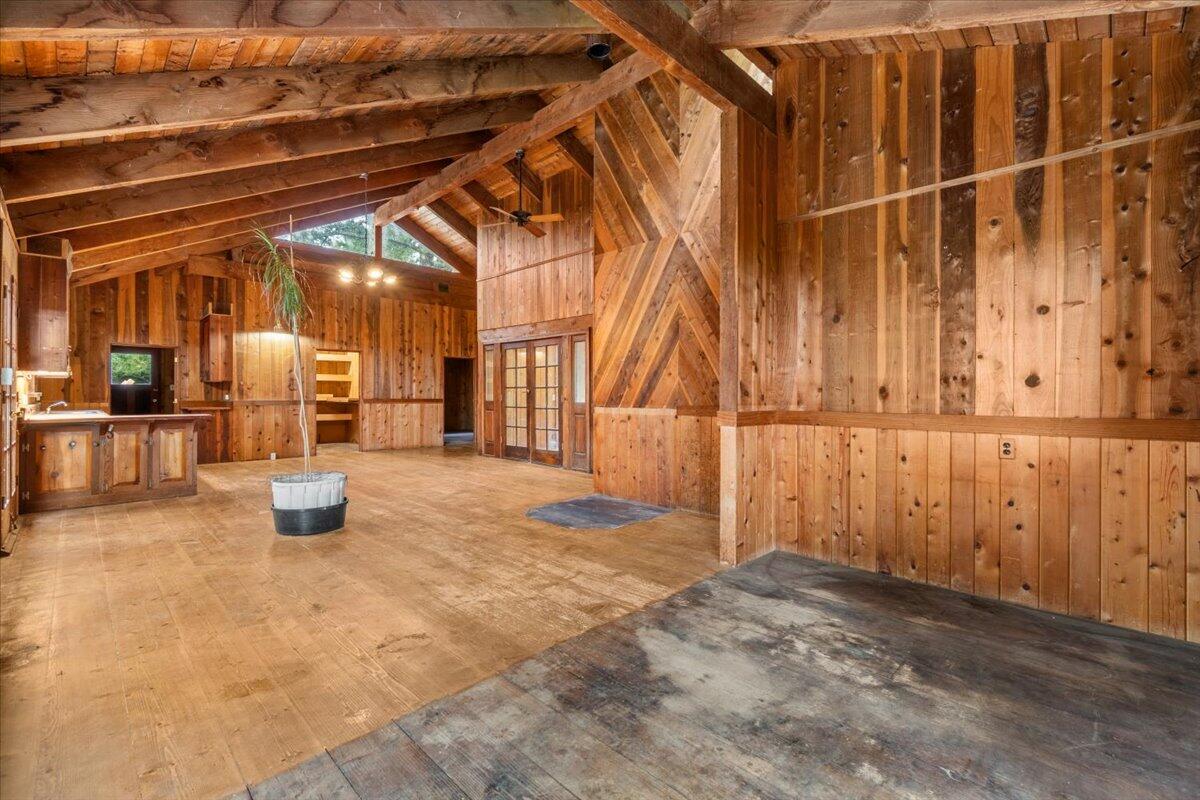 1140 Chambers Road, Petrolia