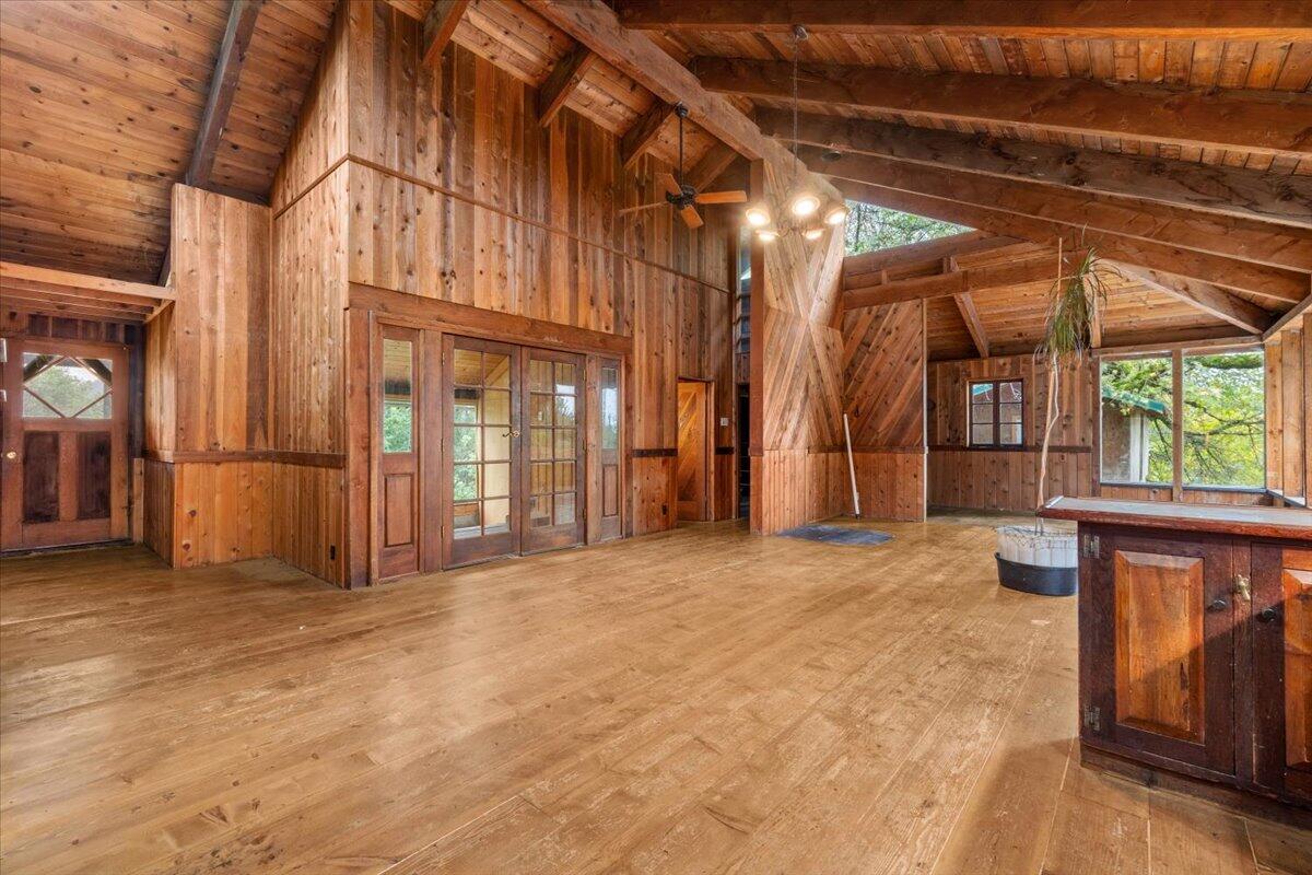 1140 Chambers Road, Petrolia