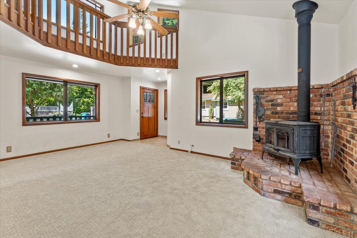 3253 Greenwood Heights Drive