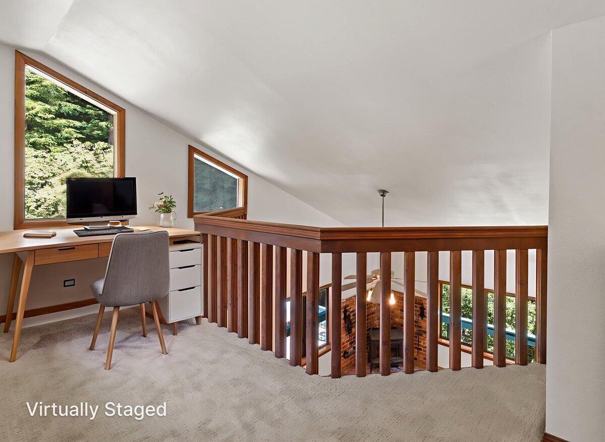 3253 Greenwood Heights Drive