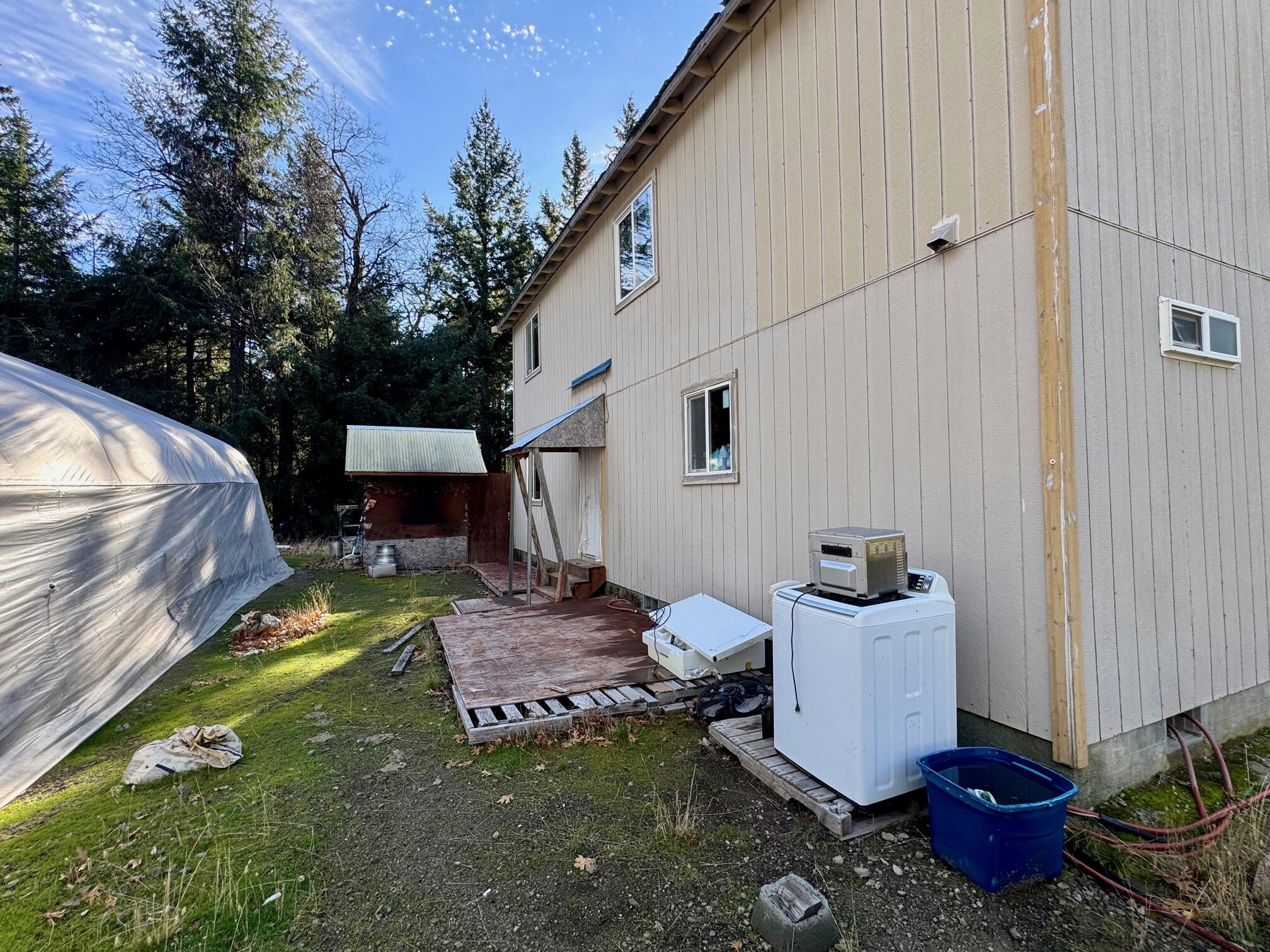 5735 Forest Route 1n08 Road