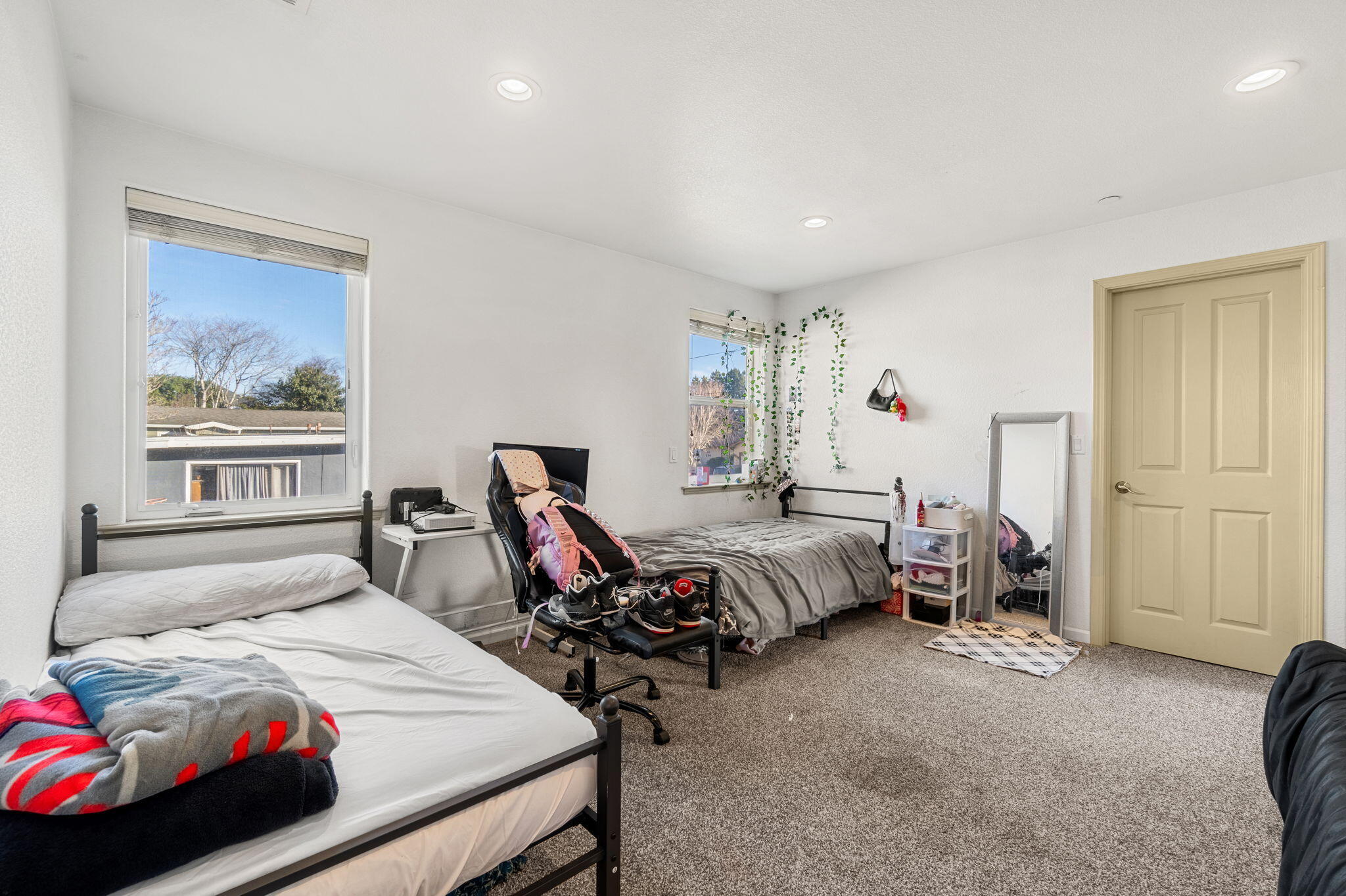 3402 California Street