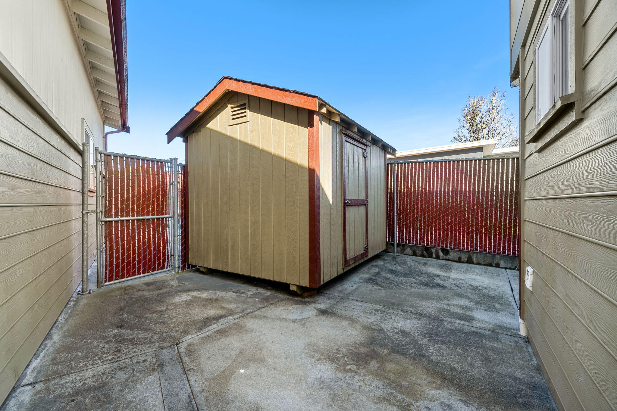 3402 California Street