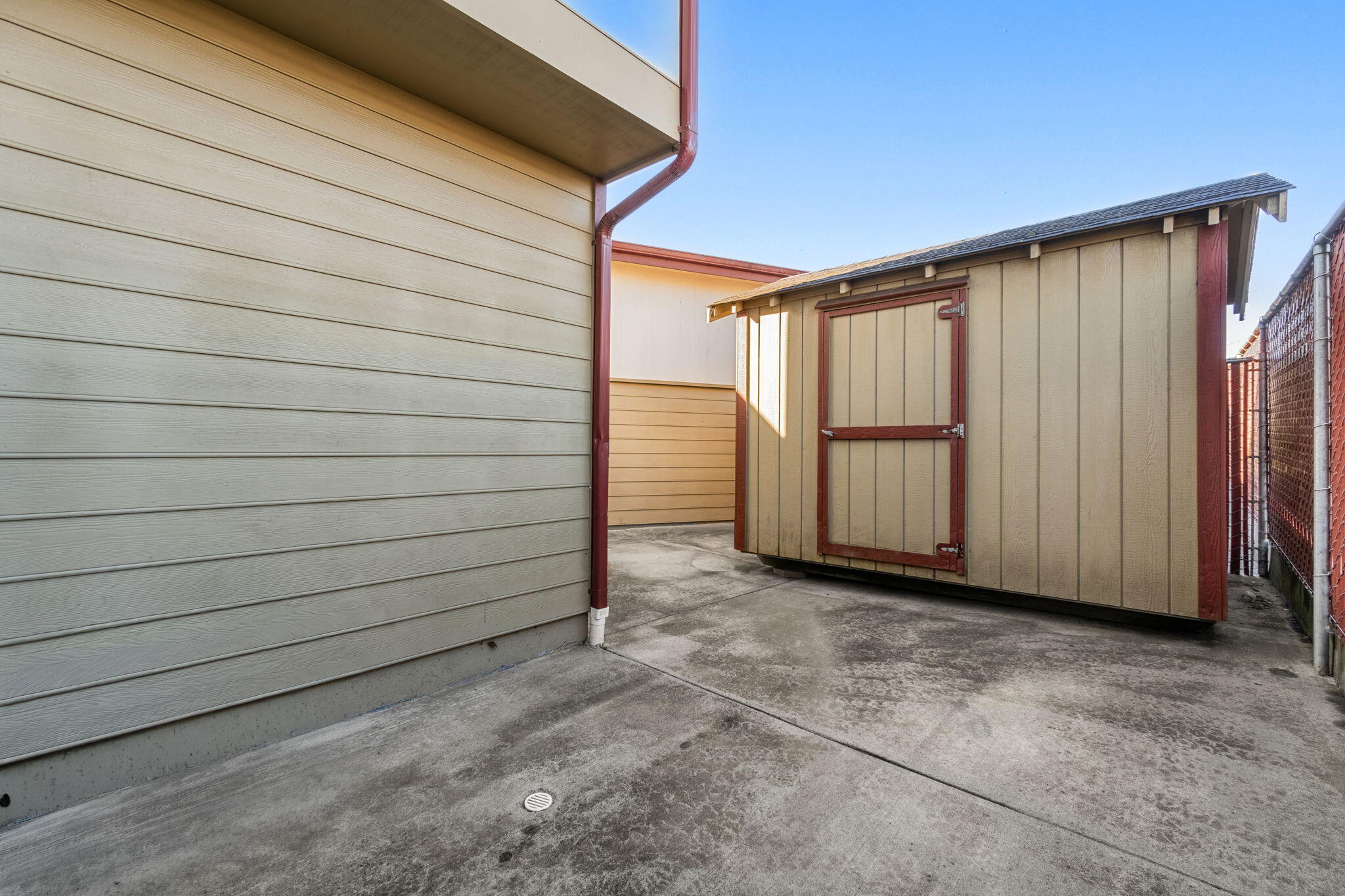 3402 California Street