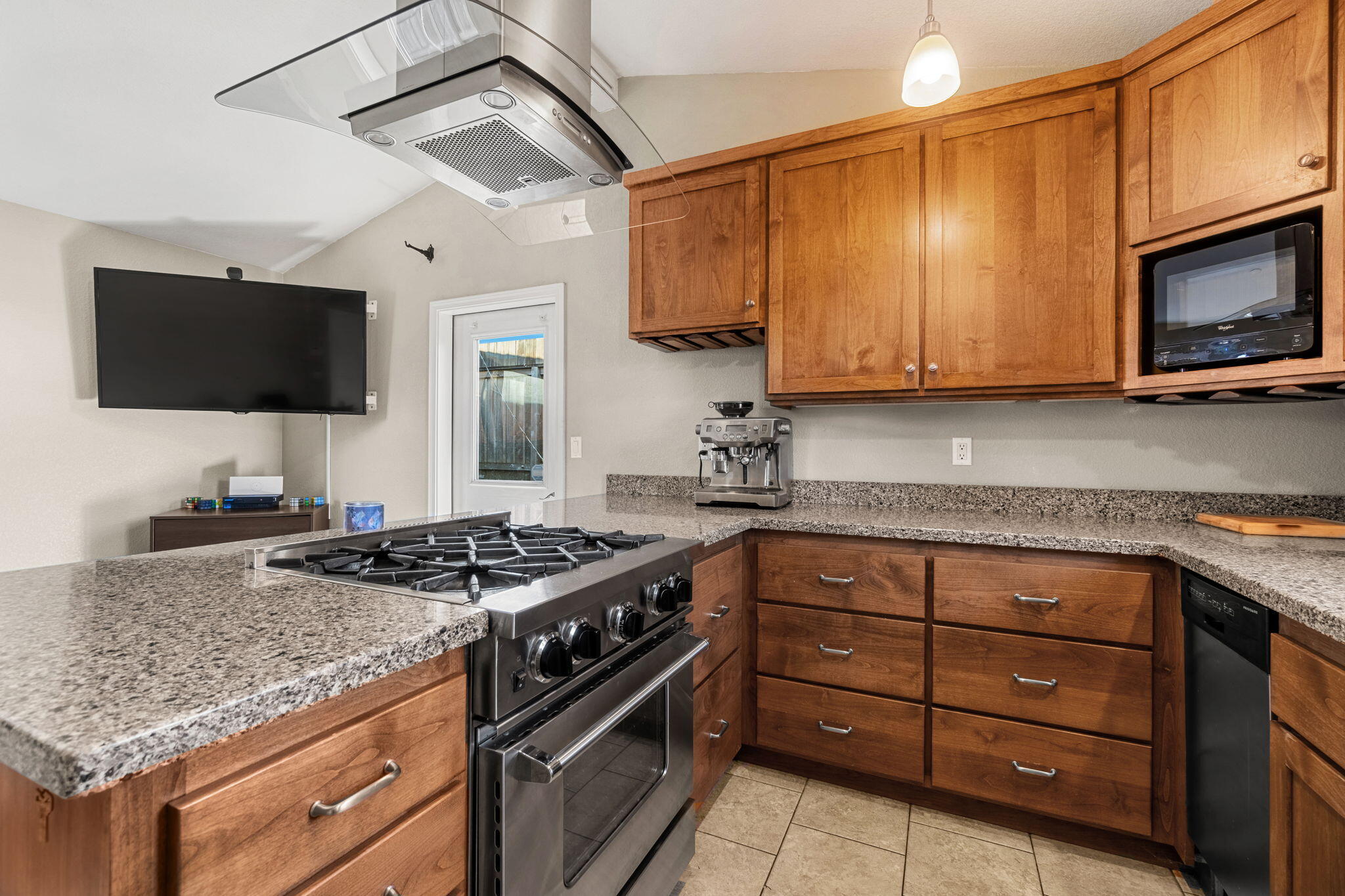 3402 California Street