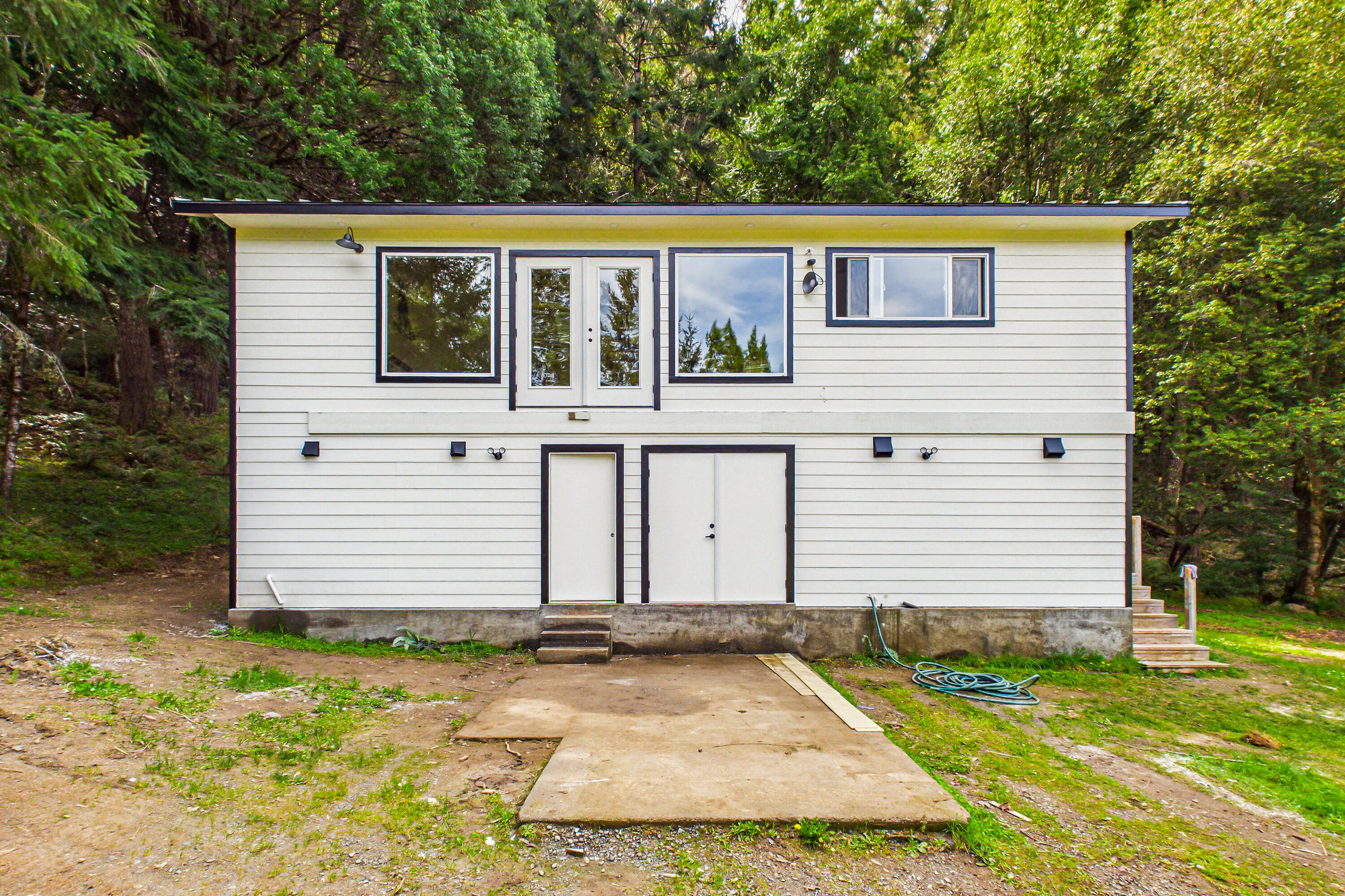 900 Golden Gate Drive