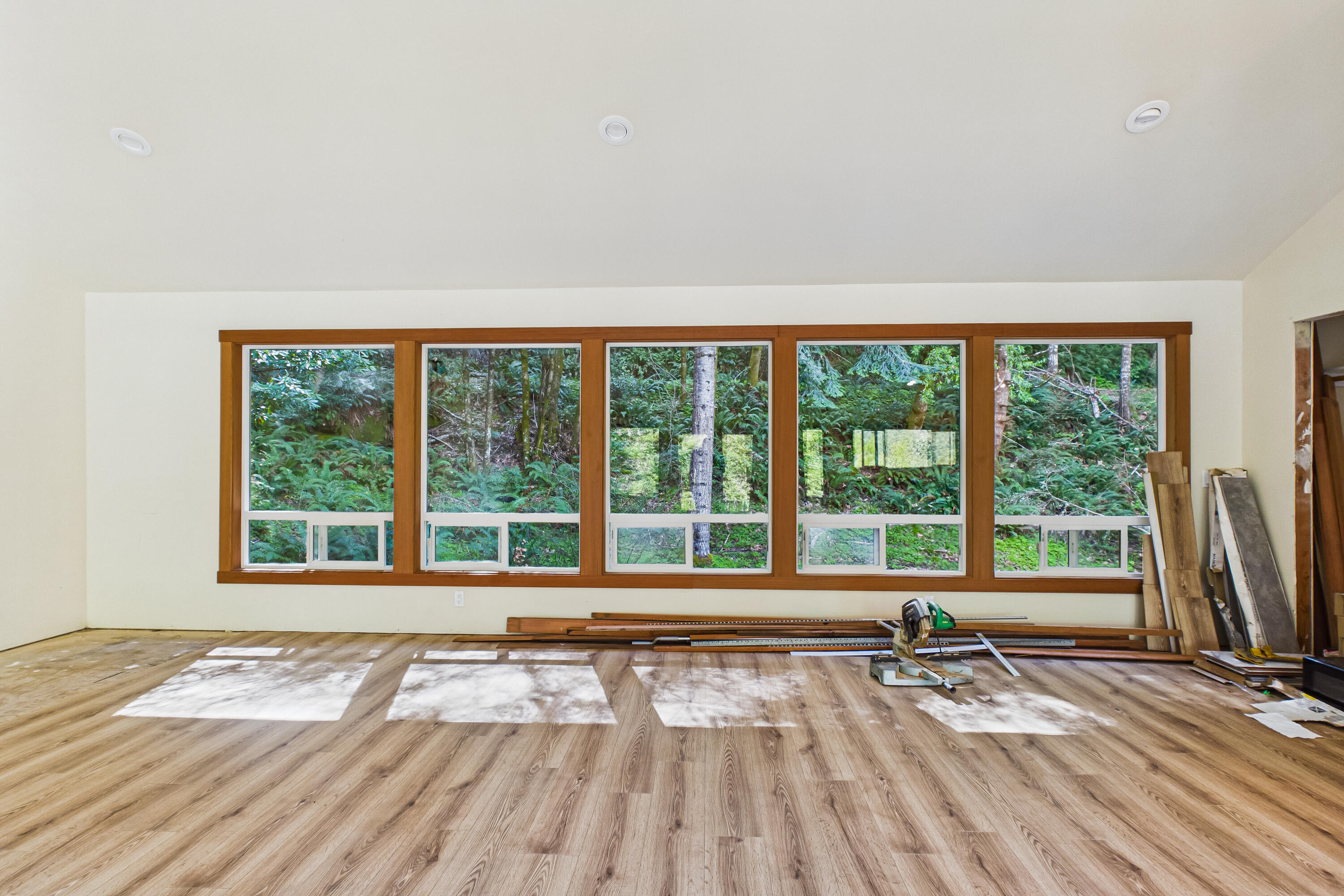 900 Golden Gate Drive