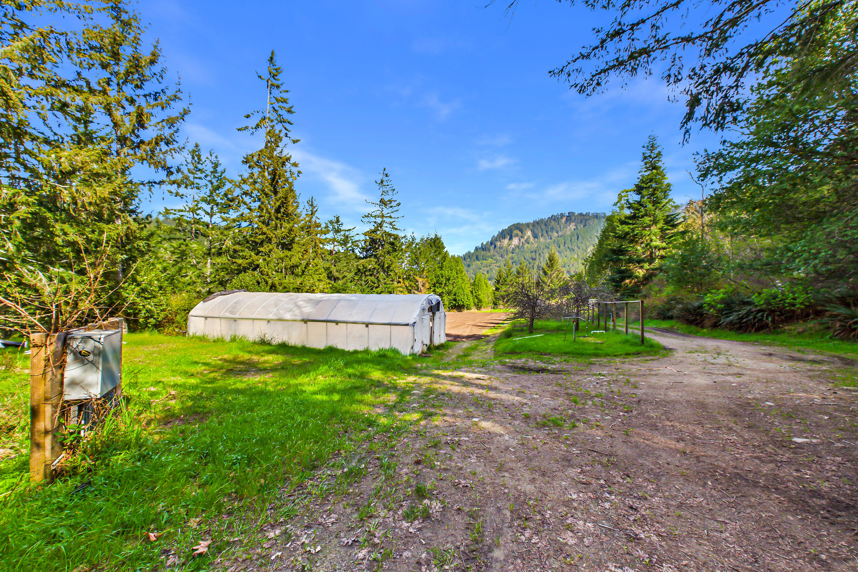 900 Golden Gate Drive