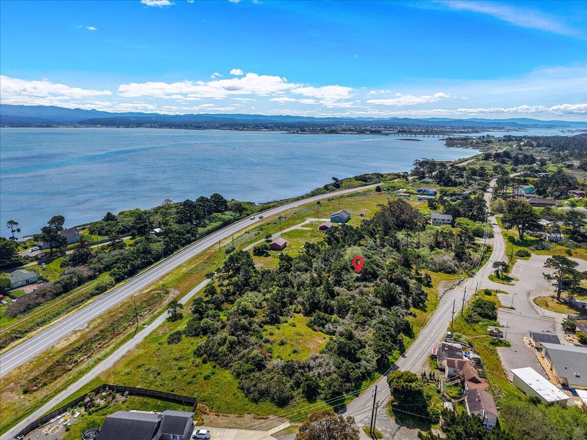 0000 Peninsula Drive