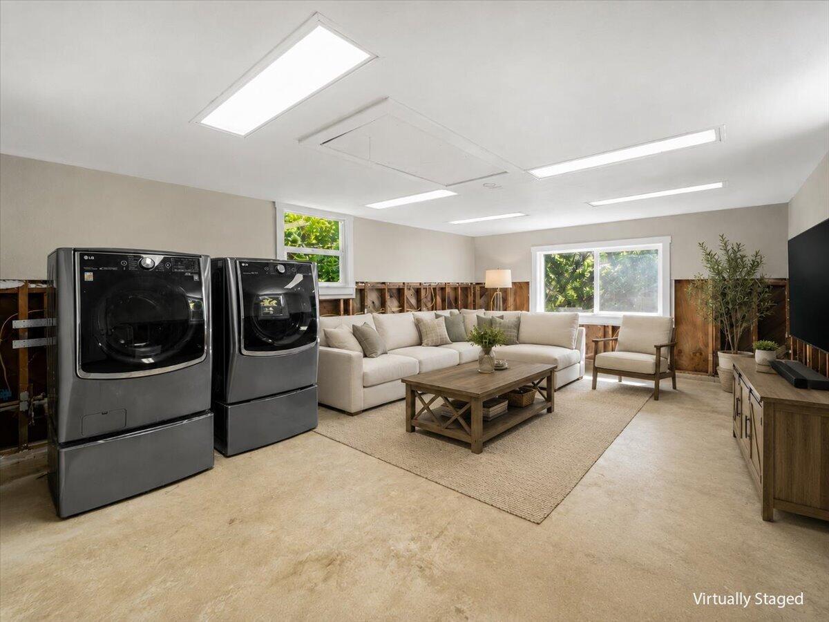 1960 Freshwater Road