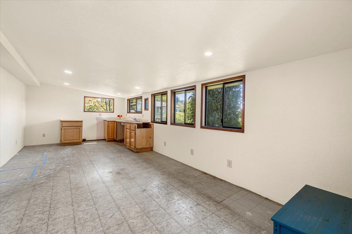 657 Kay Avenue
