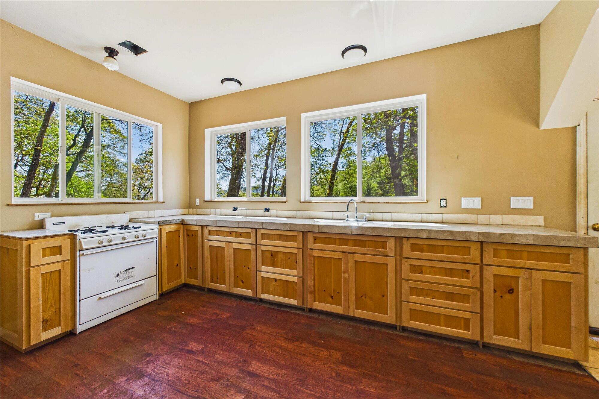 101 Gasline Road