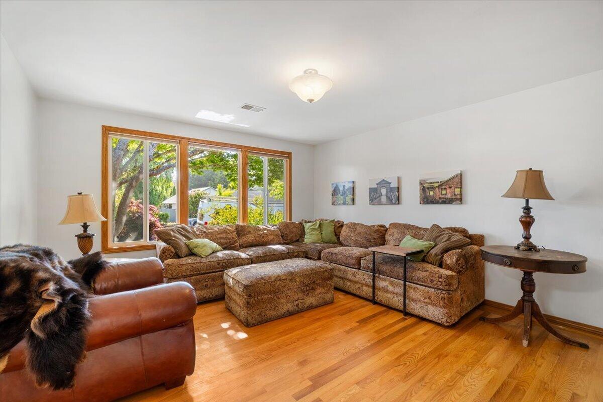 1528 Meadow Brooke Place, McKinleyville