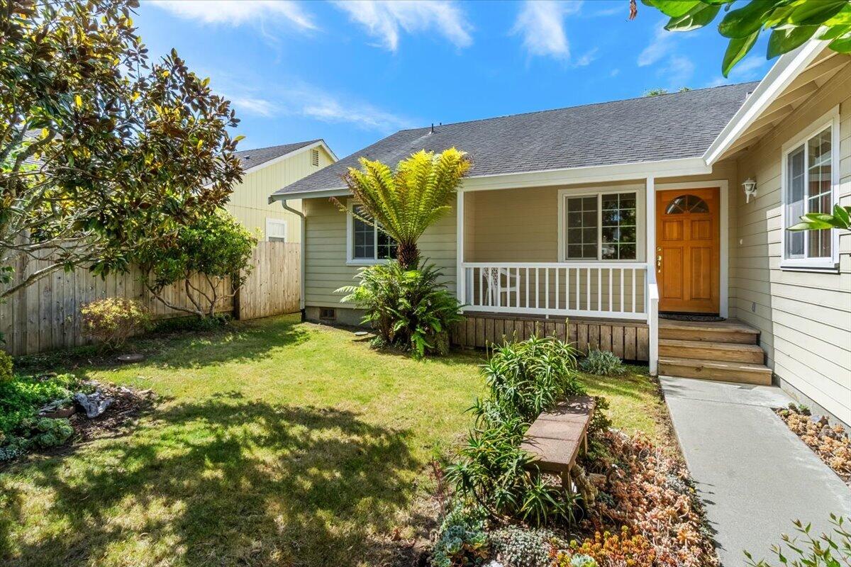 1148 Eucalyptus Road, McKinleyville