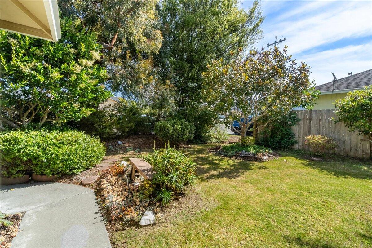 1148 Eucalyptus Road, McKinleyville