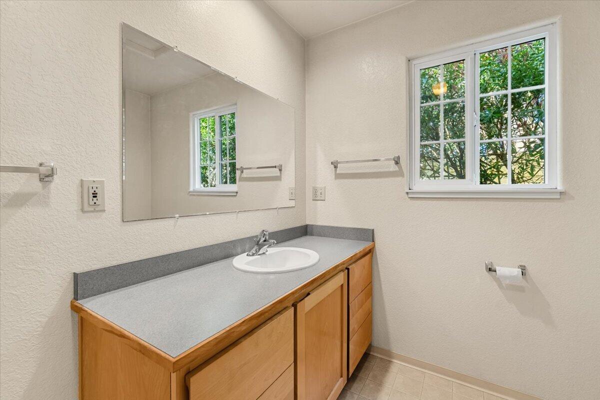 1148 Eucalyptus Road, McKinleyville