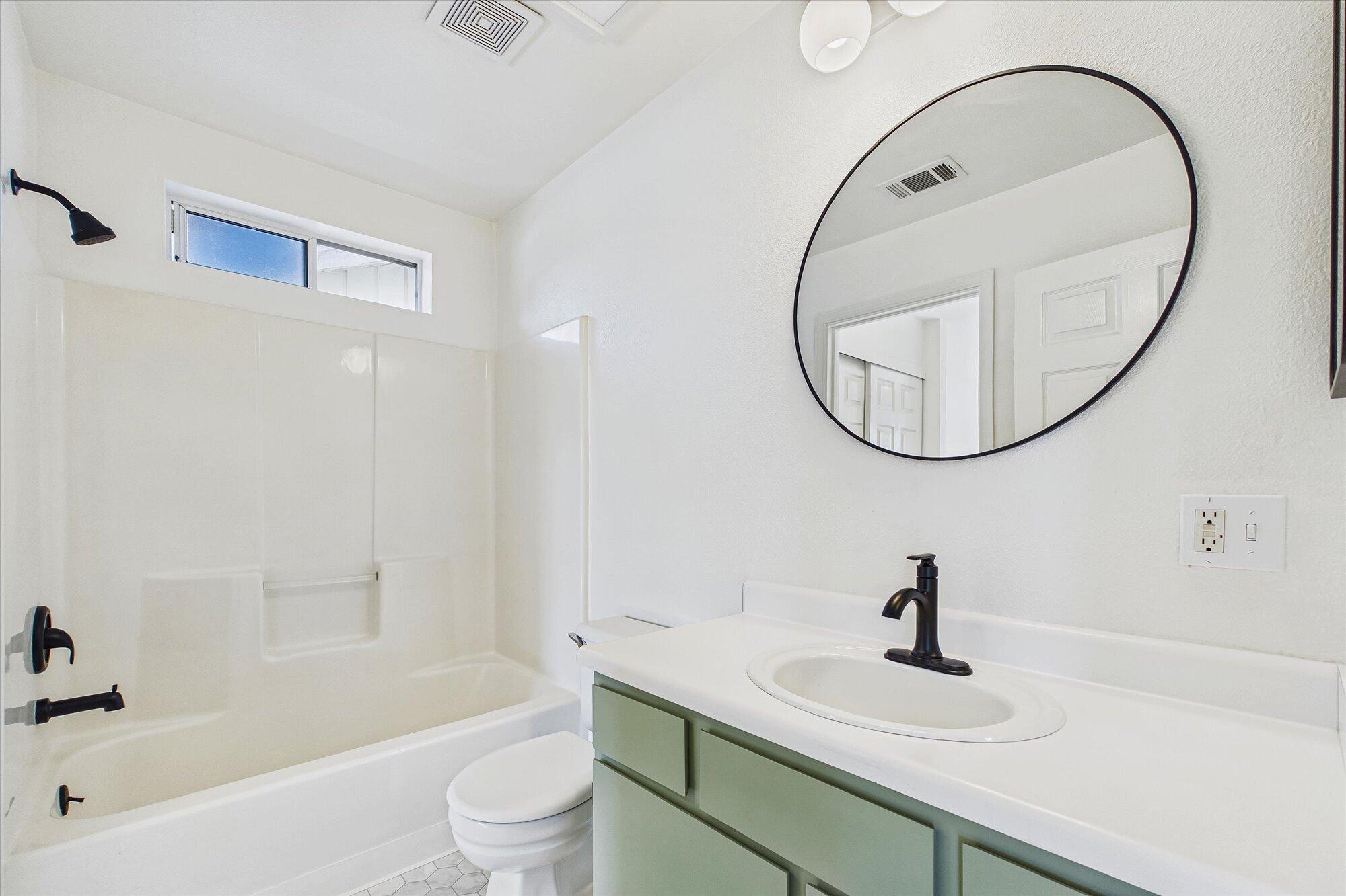 2330 Thiel Avenue, McKinleyville