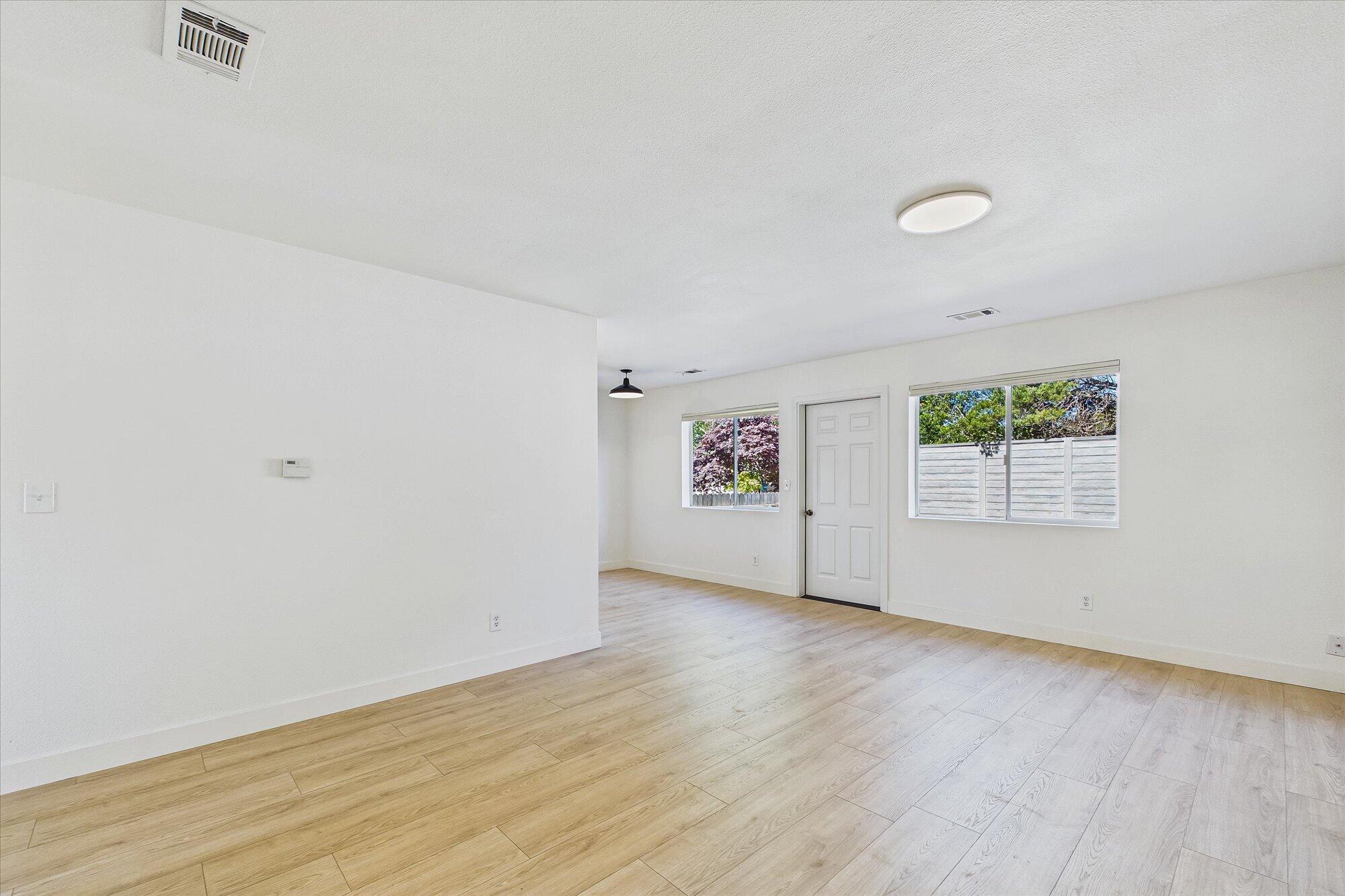 2330 Thiel Avenue, McKinleyville
